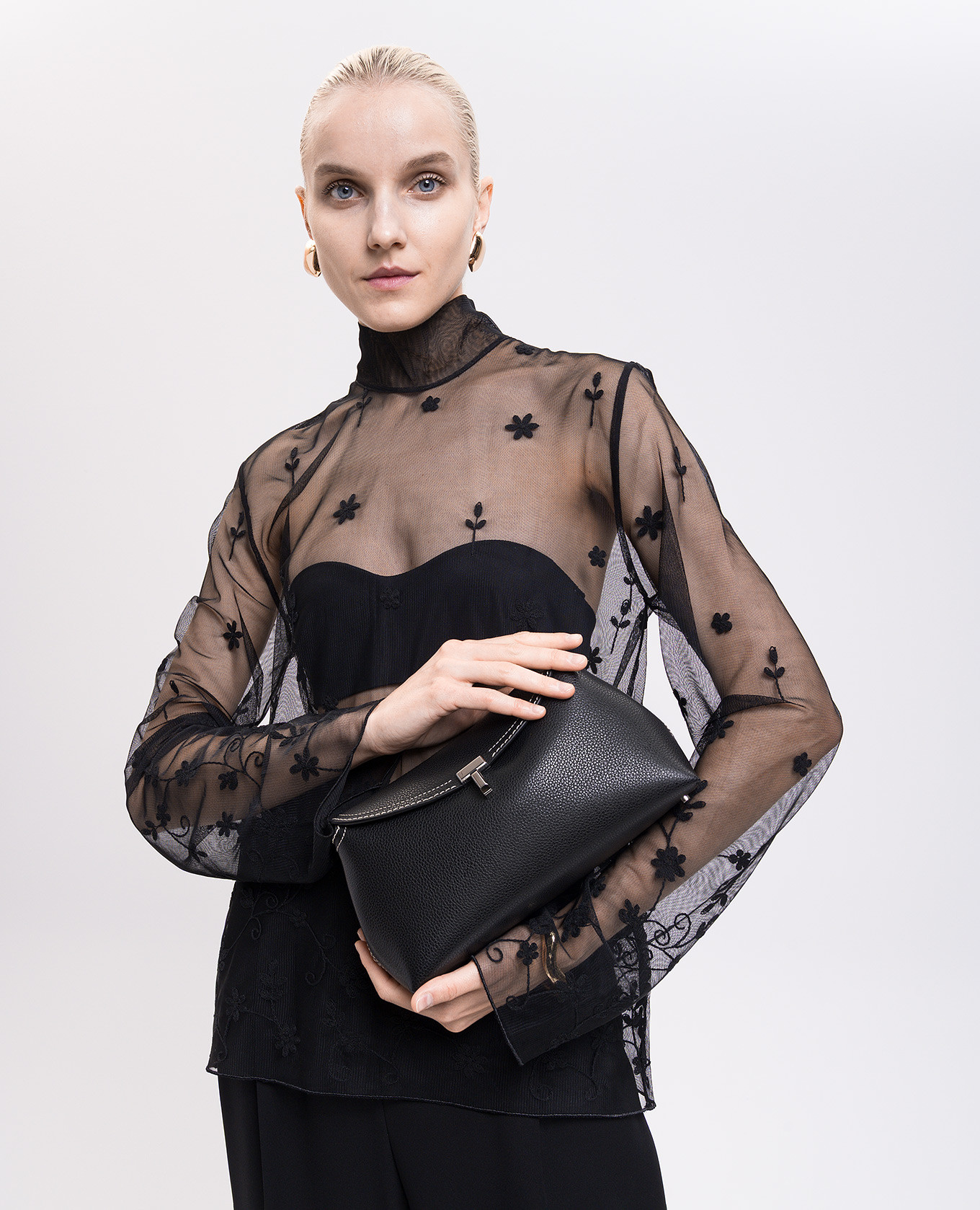 Black leather T-Lock bag Toteme 2