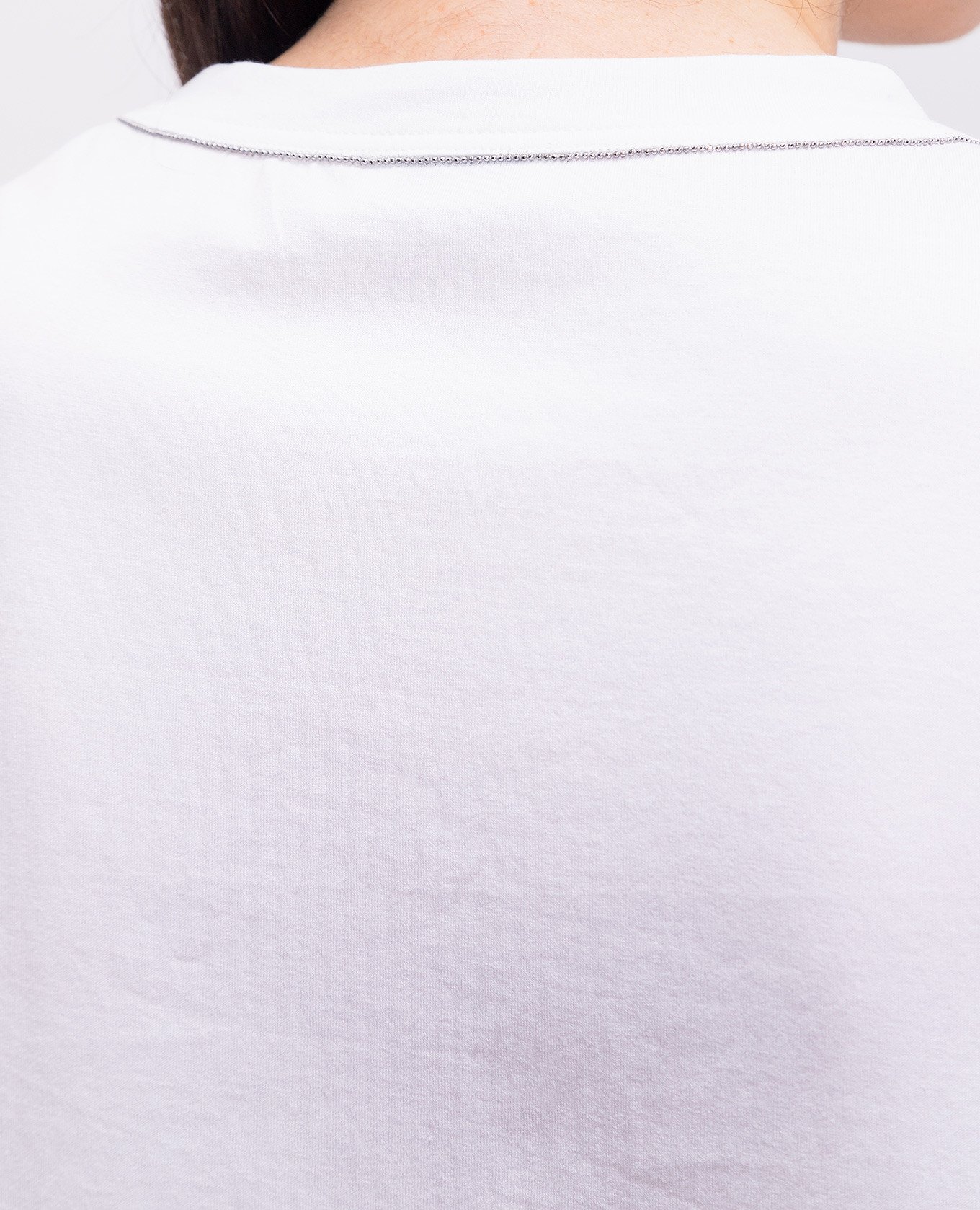 

White T-shirt with a monil chain Brunello Cucinelli