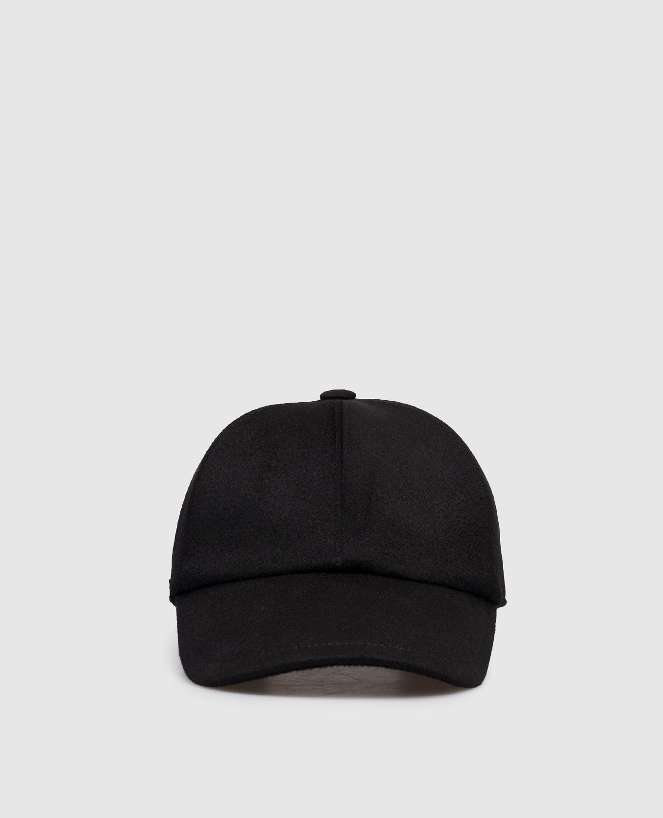 

Black cashmere cap Enrico Mandelli