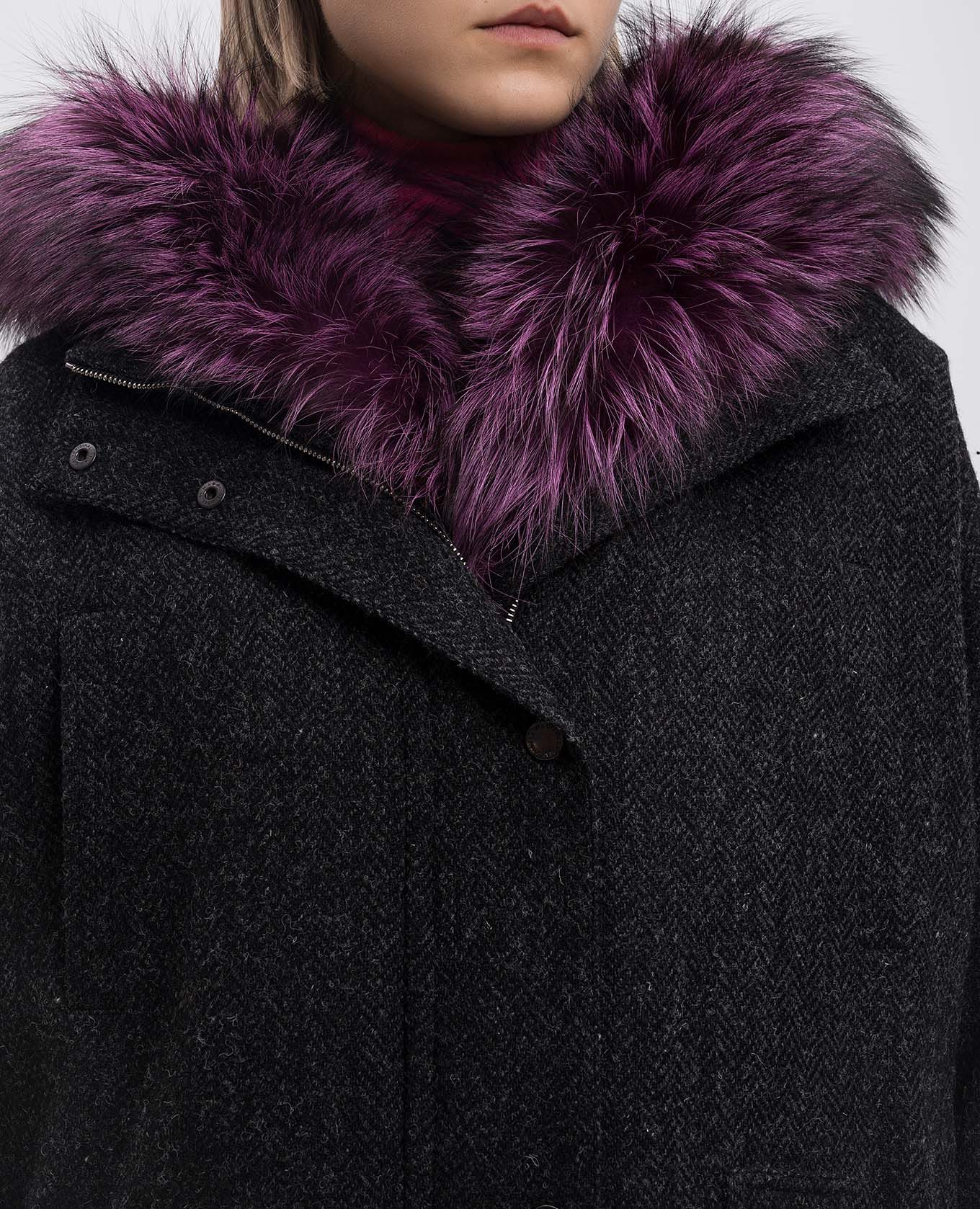 

Gray fox fur coat with removable lining Via Cappella, Серый