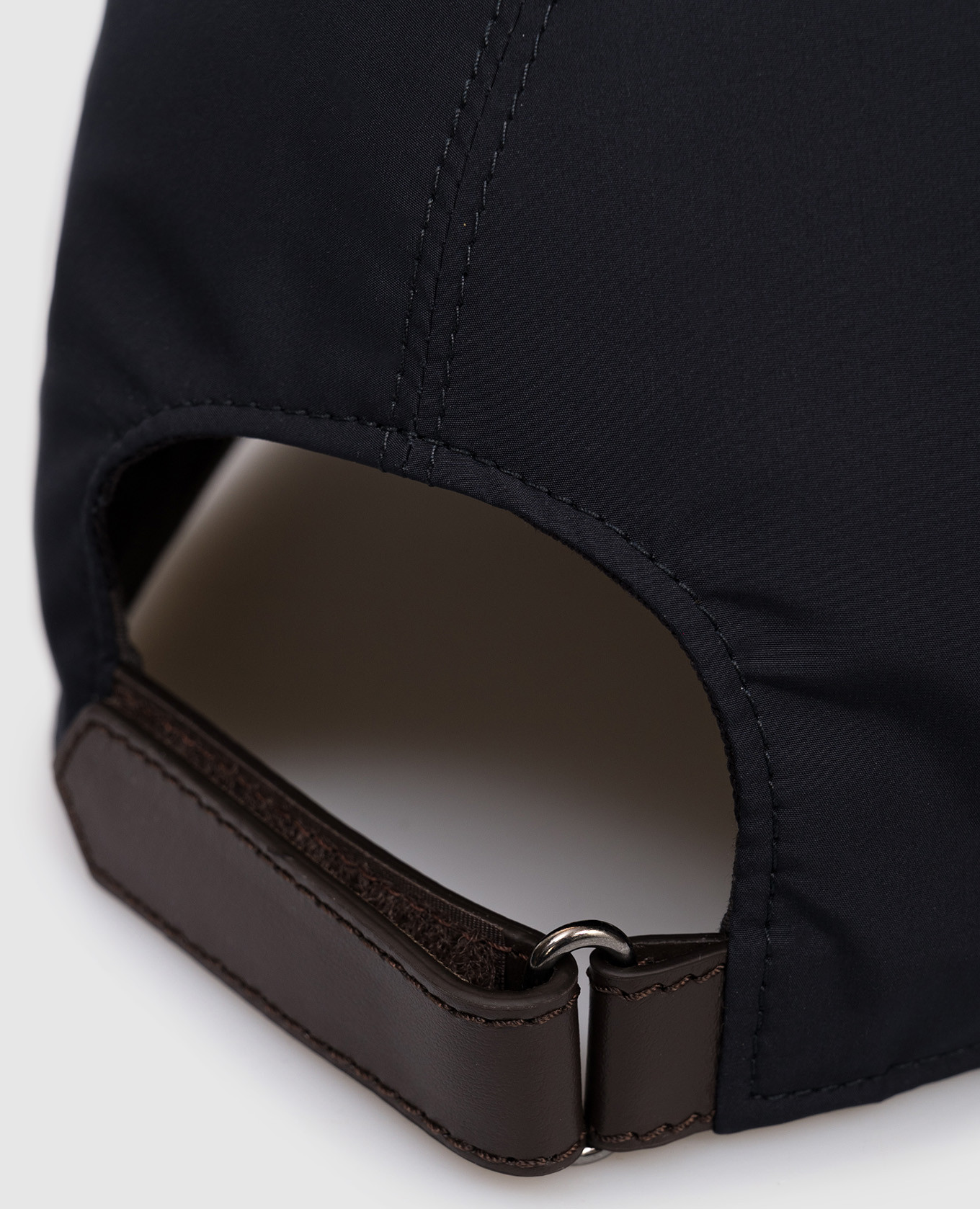 

Blue cap with logo Canali