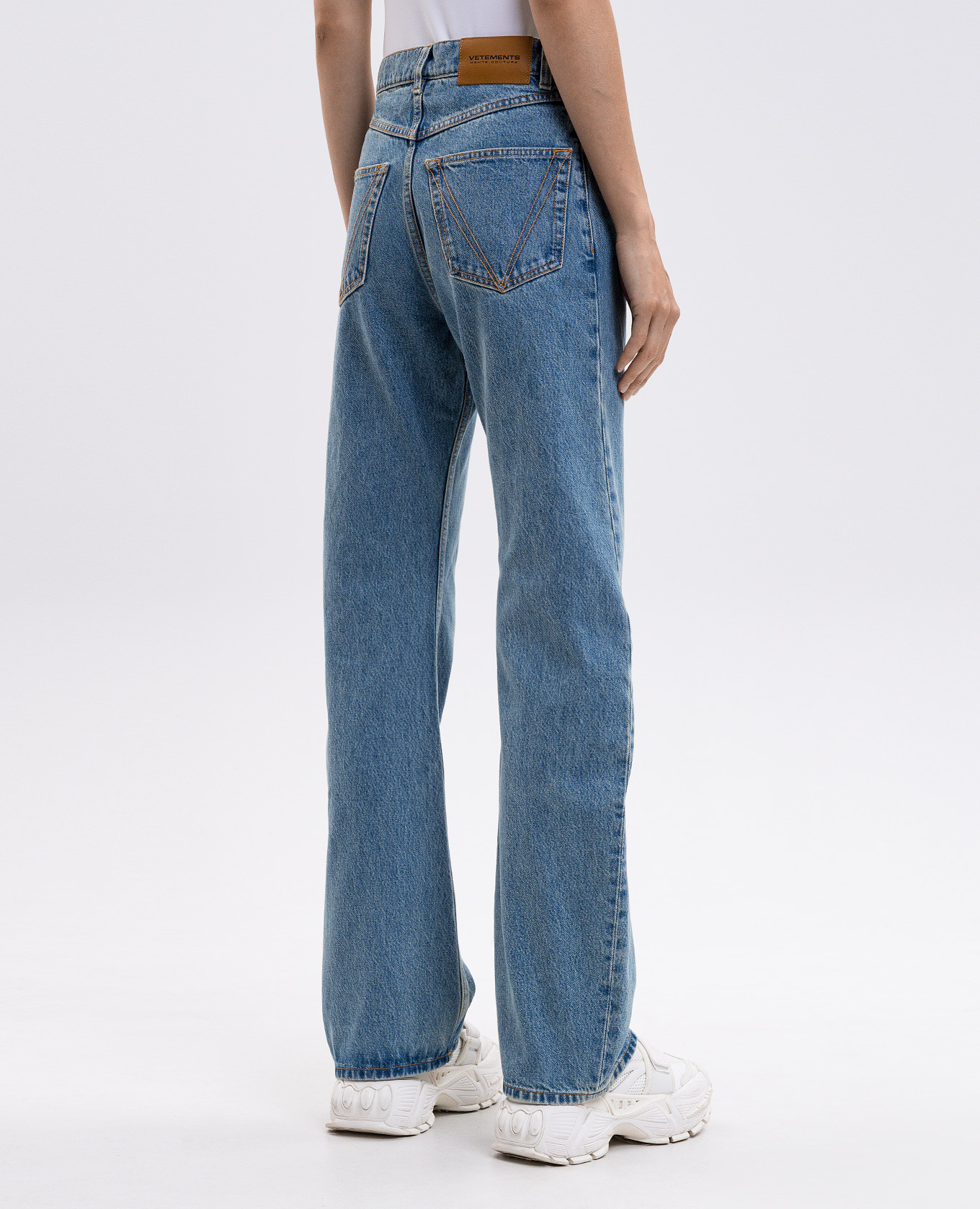 Blue jeans with logo patch Vetements 4