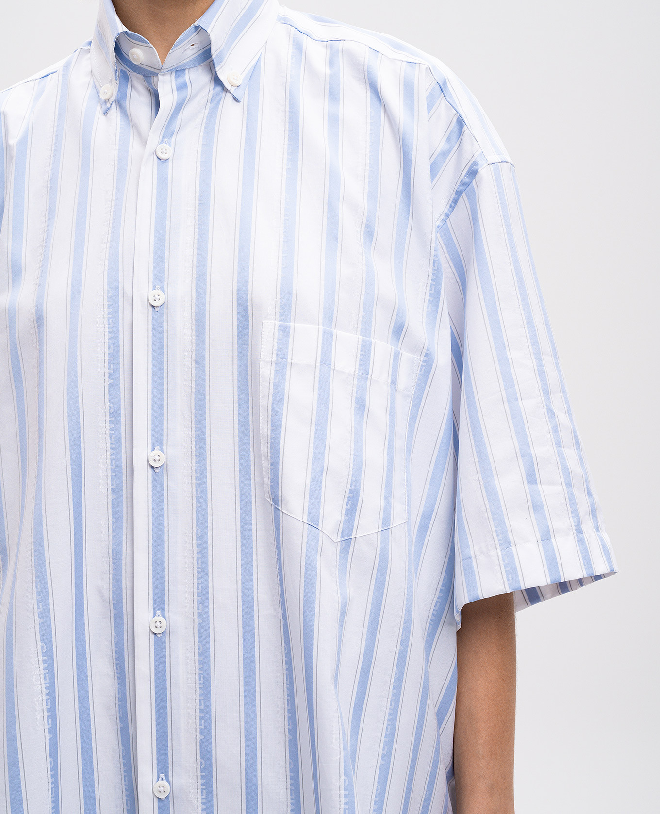 

White striped shirt with logo pattern Vetements