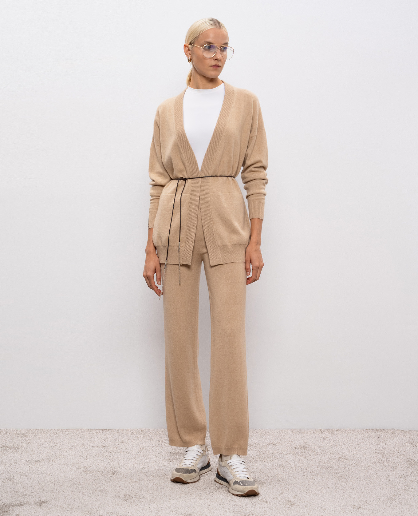 

Beige cardigan made of wool, cashmere and silk Peserico