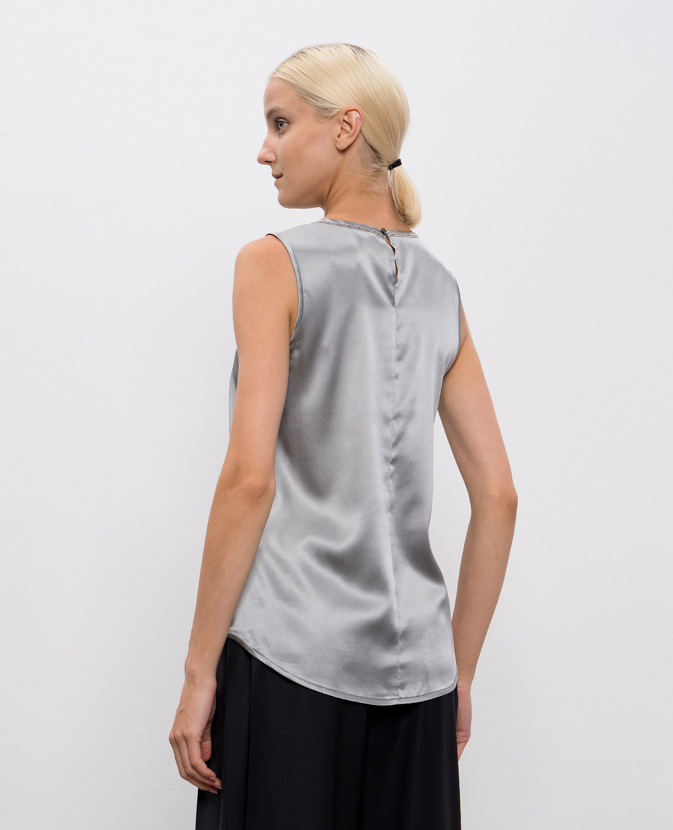Gray silk top with a fitted bottom Peserico 4