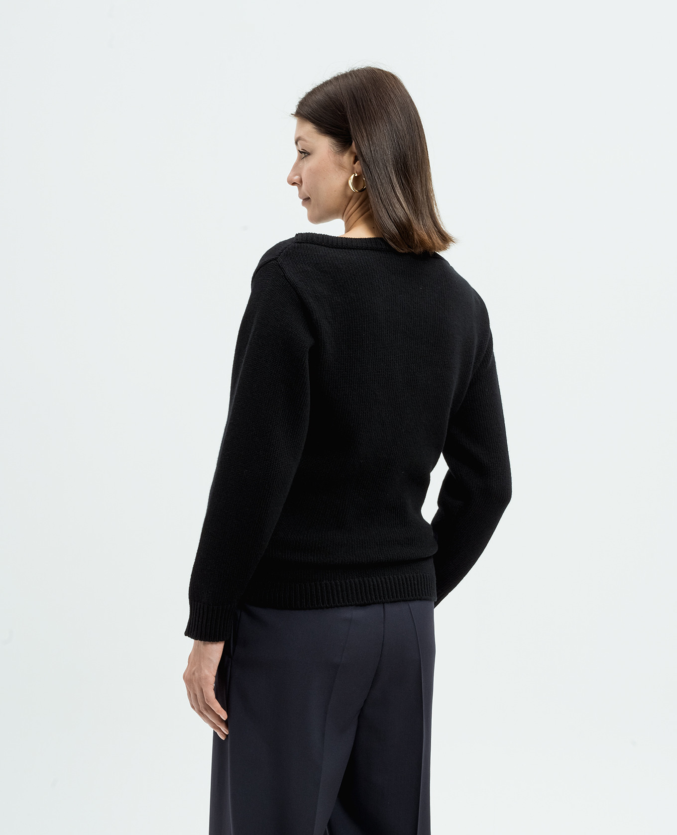 Black wool sweater with logo embroidery Valentino 4