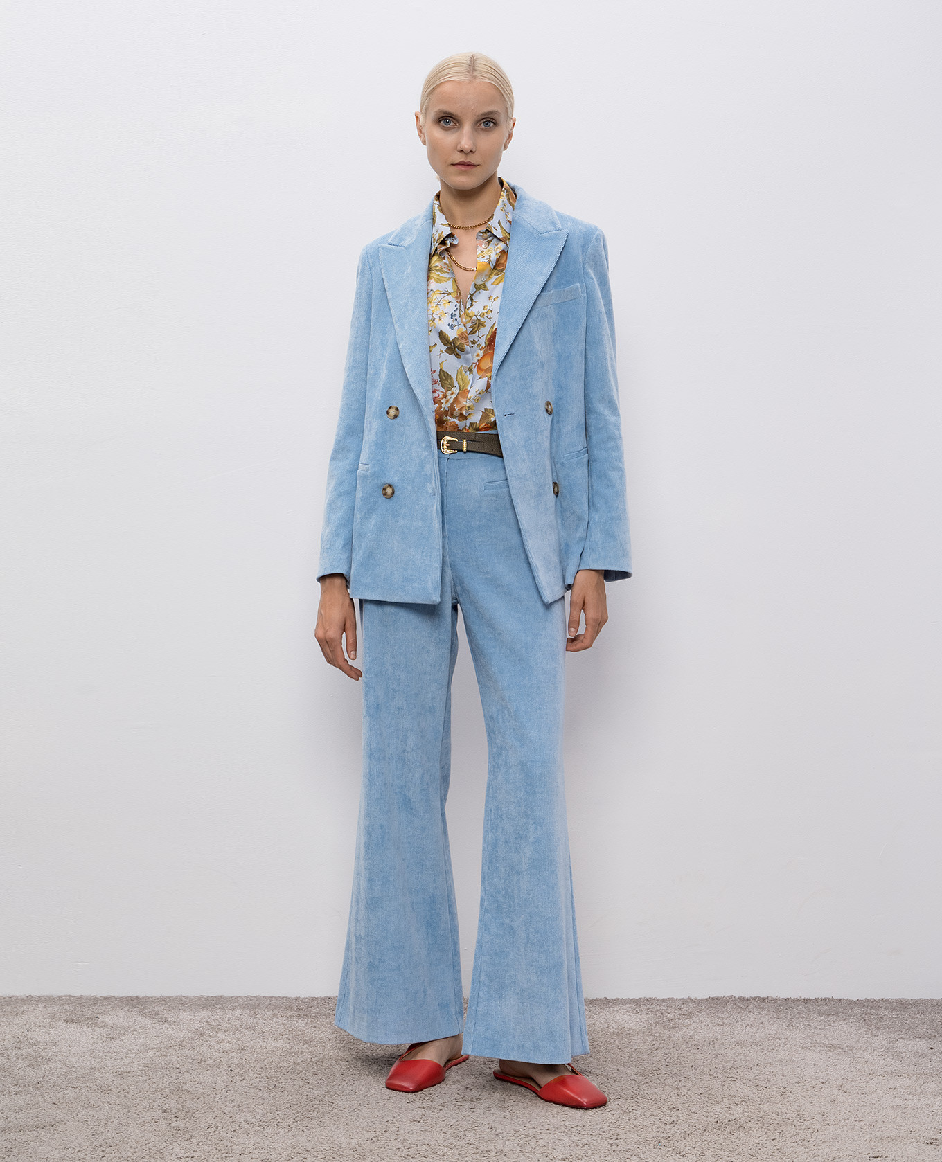 

Rosemary blue corduroy double-breasted jacket Momoni, Light blue