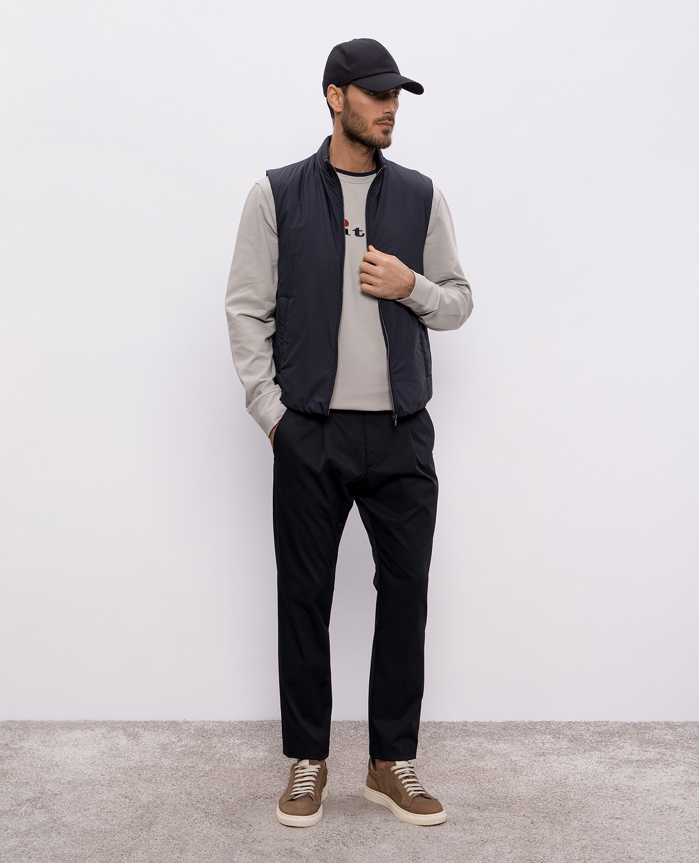 

Black pants with logo Herno