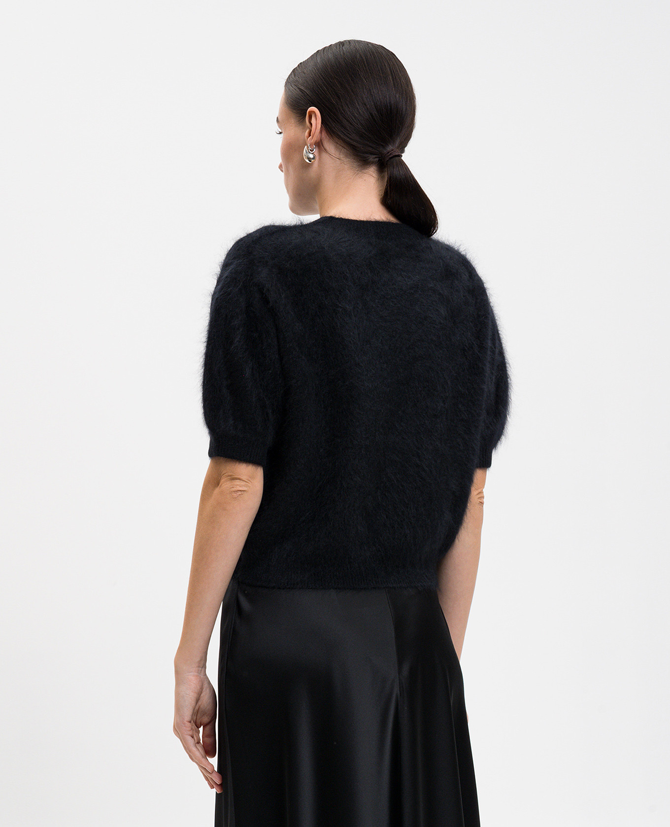 

Renske black cashmere sweater LISA YANG