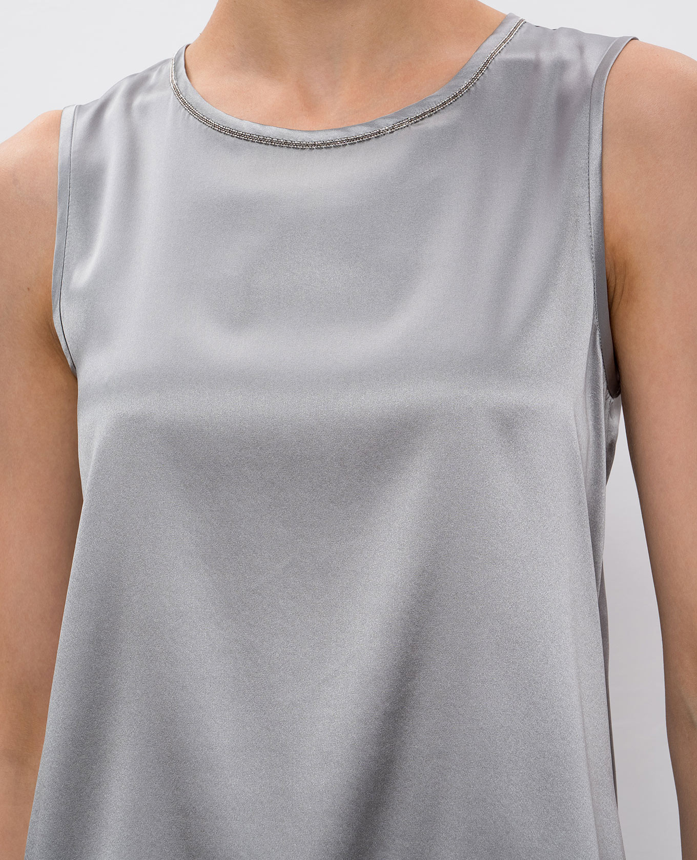 Gray silk top with a fitted bottom Peserico 5