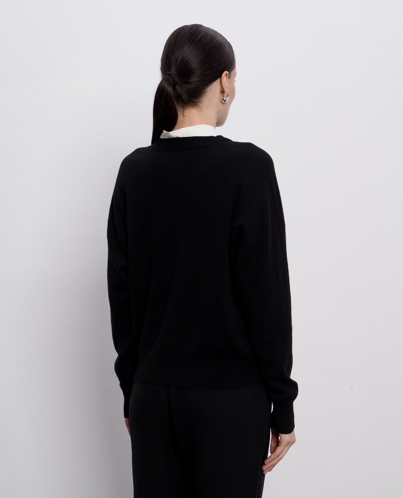 

Black wool, silk and cashmere pullover Peserico