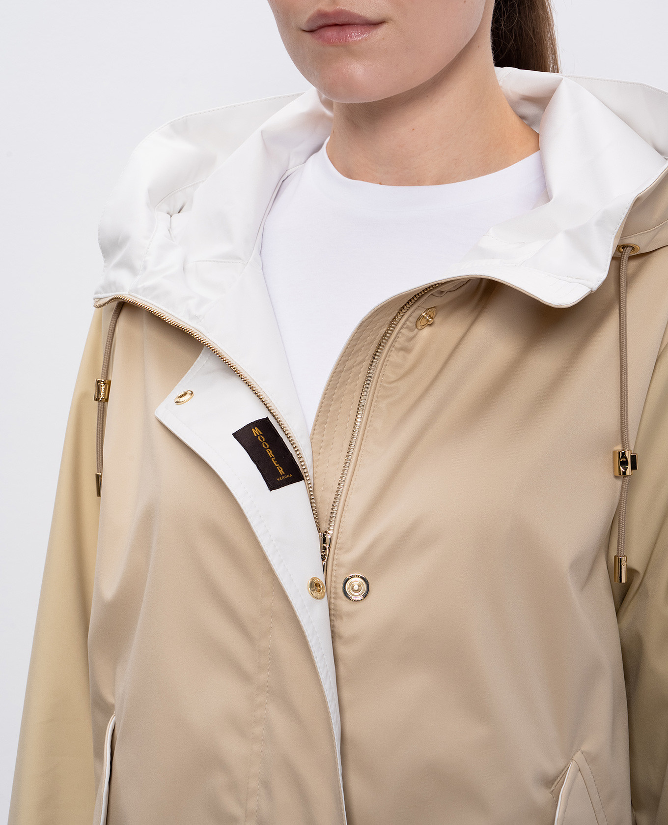 

Beige jacket MOLLY MooRER