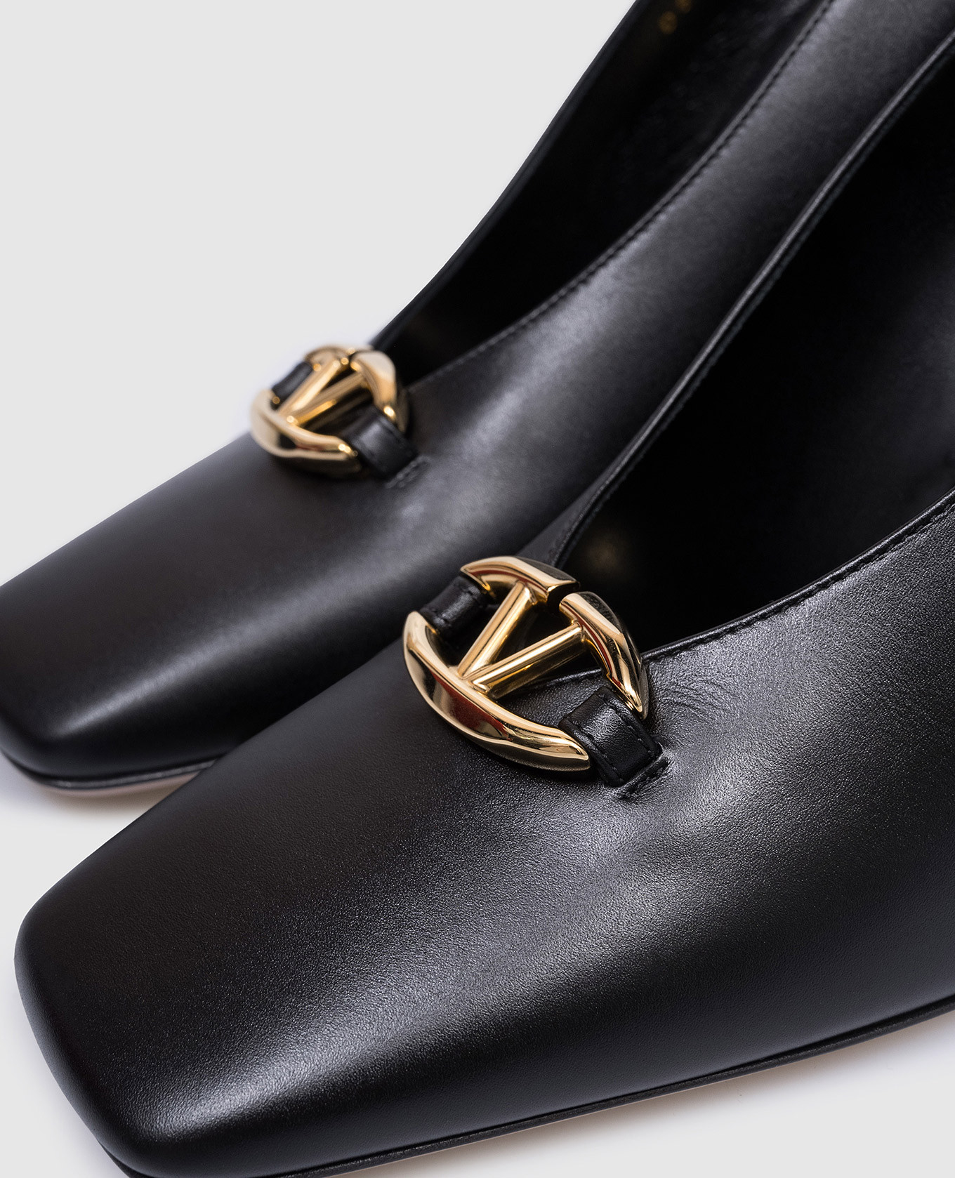 Black leather boat shoes with VLogo logo Valentino 5