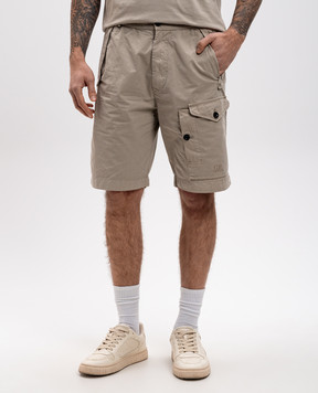 C.P. Company Khaki shorts with logo embroidery MBE060A006475G