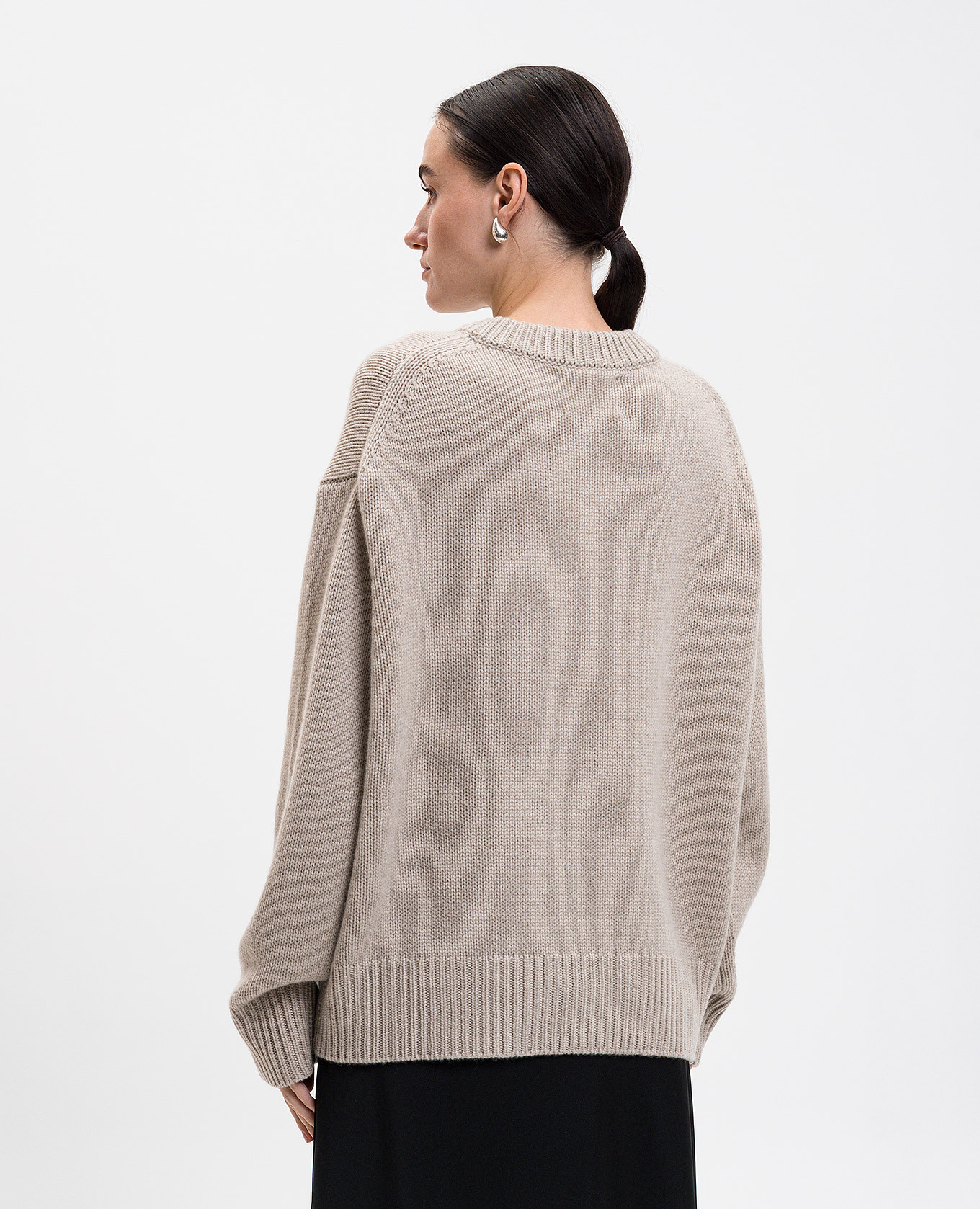 Renske beige cashmere sweater LISA YANG 4