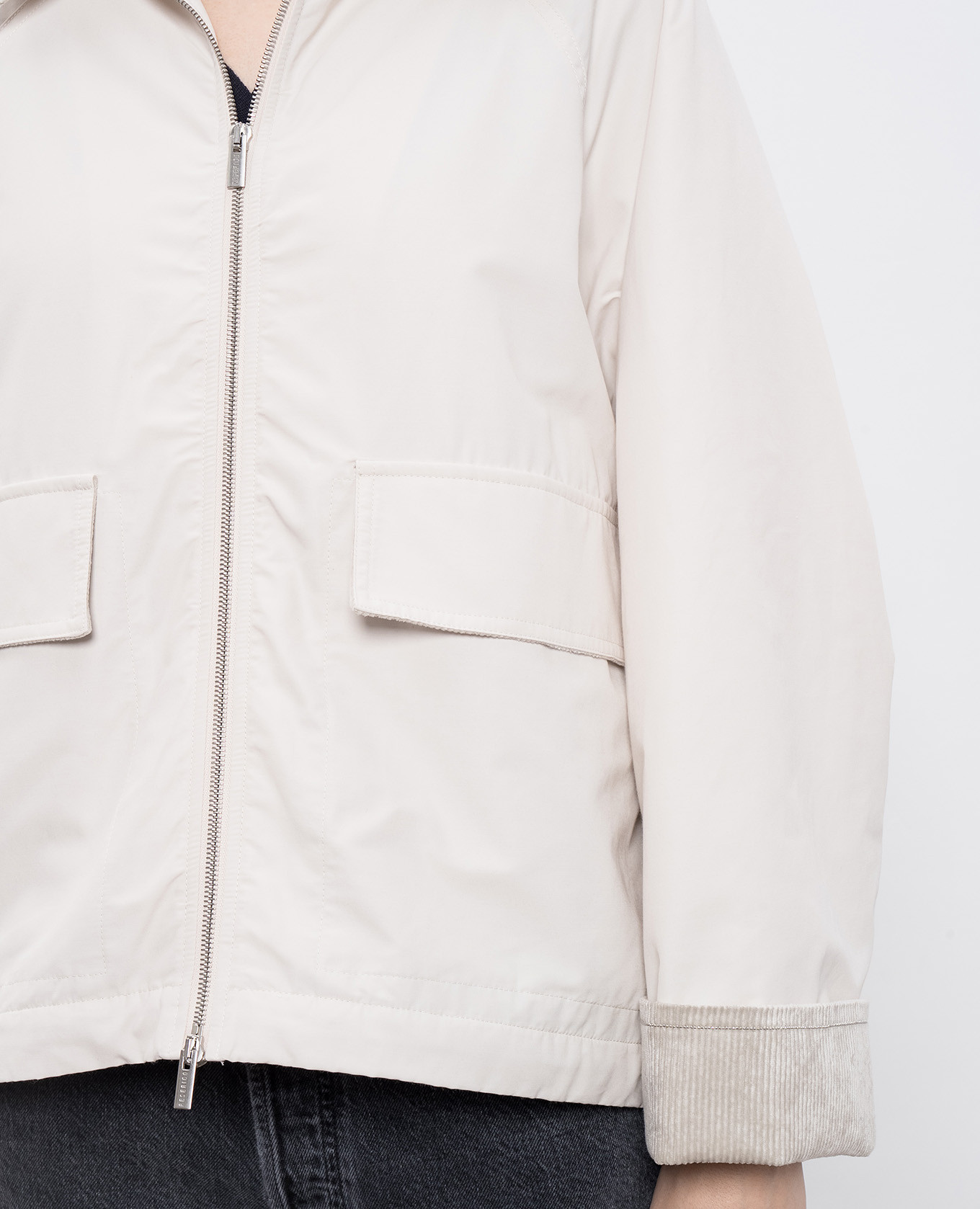 Beige jacket with monil chain Peserico 5