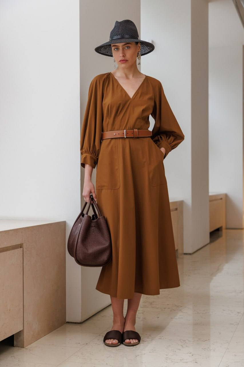 

Brown leather belt with logo Max Mara