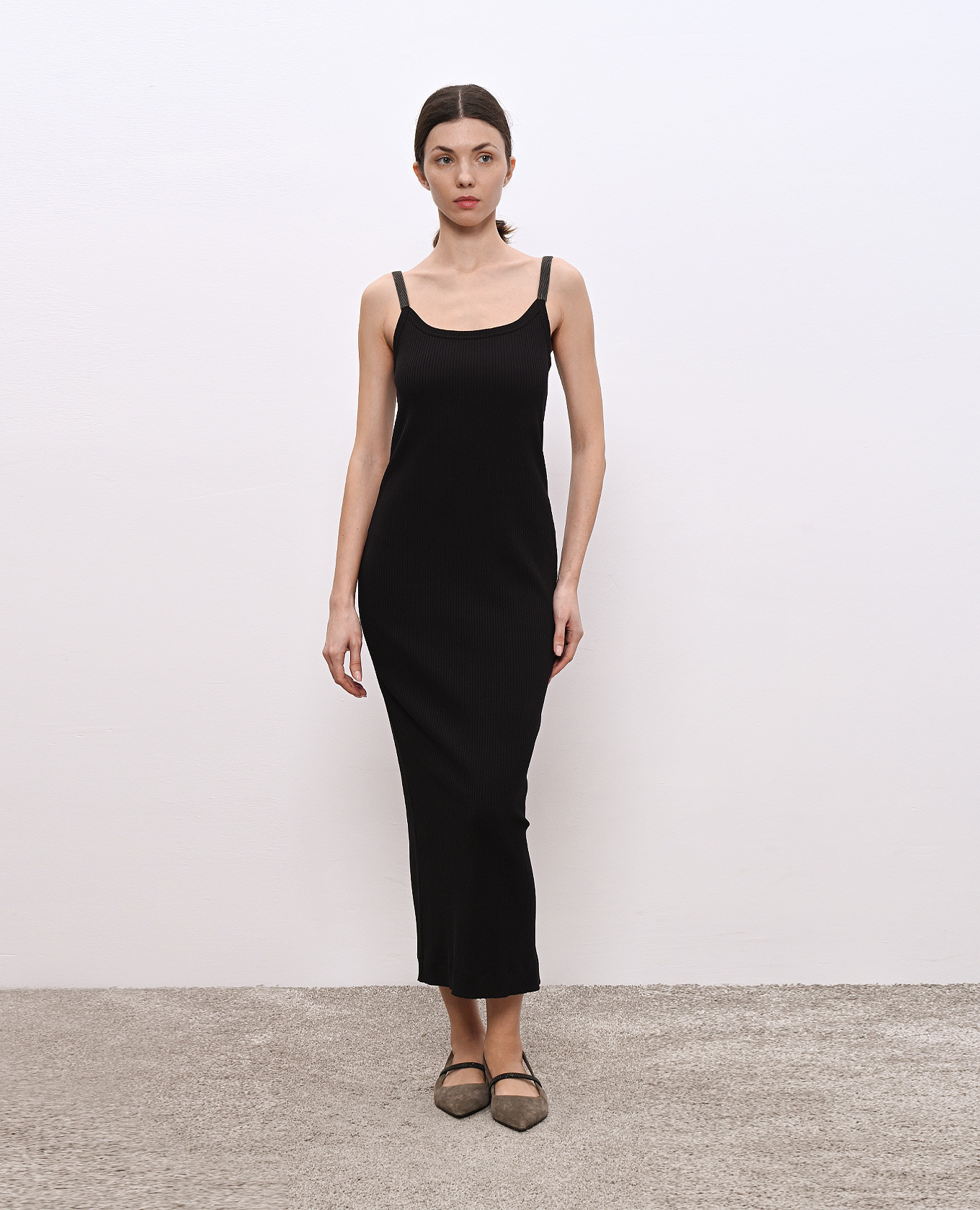 Black ribbed dress with monil chain Brunello Cucinelli 3