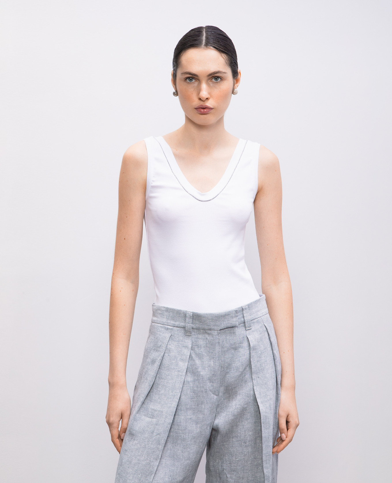 

White ribbed top with monil chain Brunello Cucinelli