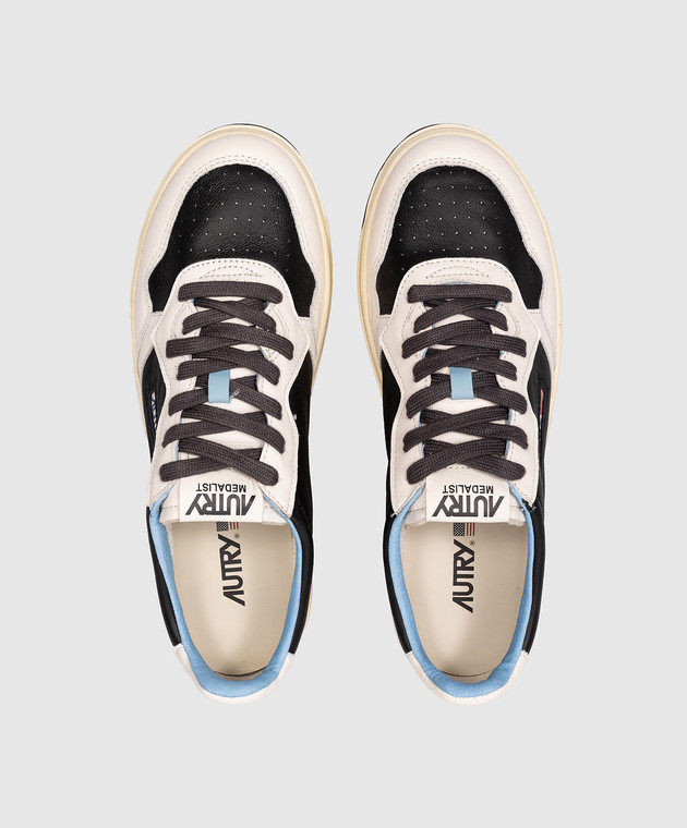 【送料&関税込】Autry Logo Patched Sneakers Autry Medalist Platform Sneakers In White And Pink Leather