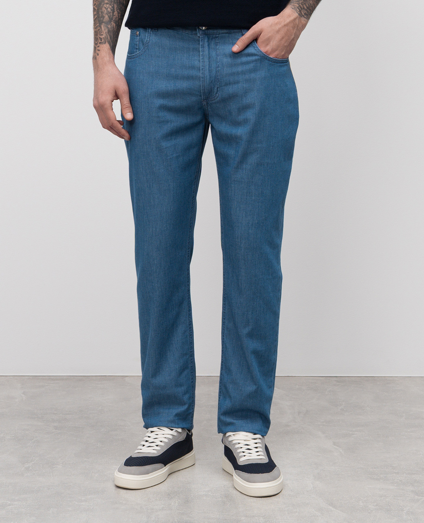 

BELLUNO blue pants with logo patch Cashmere&Whiskey, Light blue