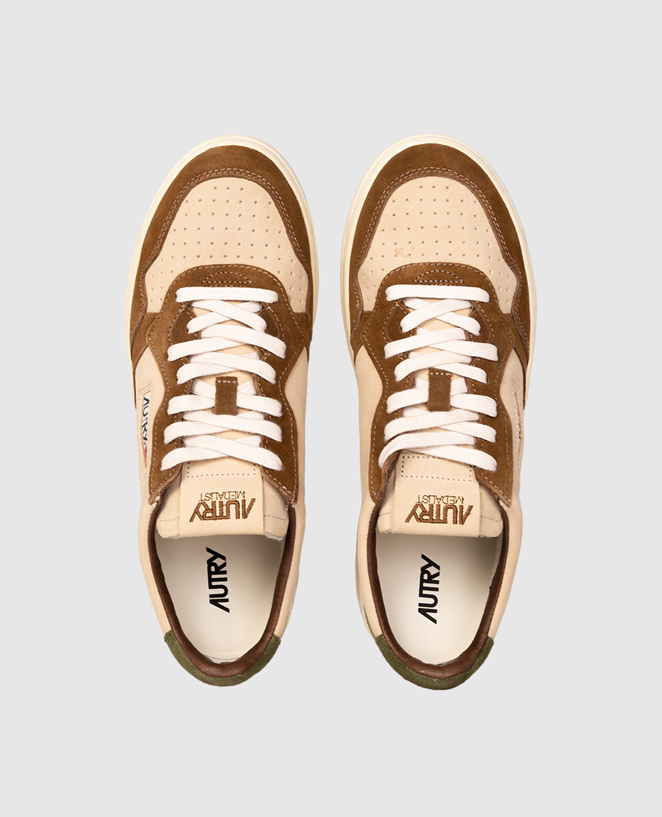 

Medalist beige suede sneakers AUTRY, Brown