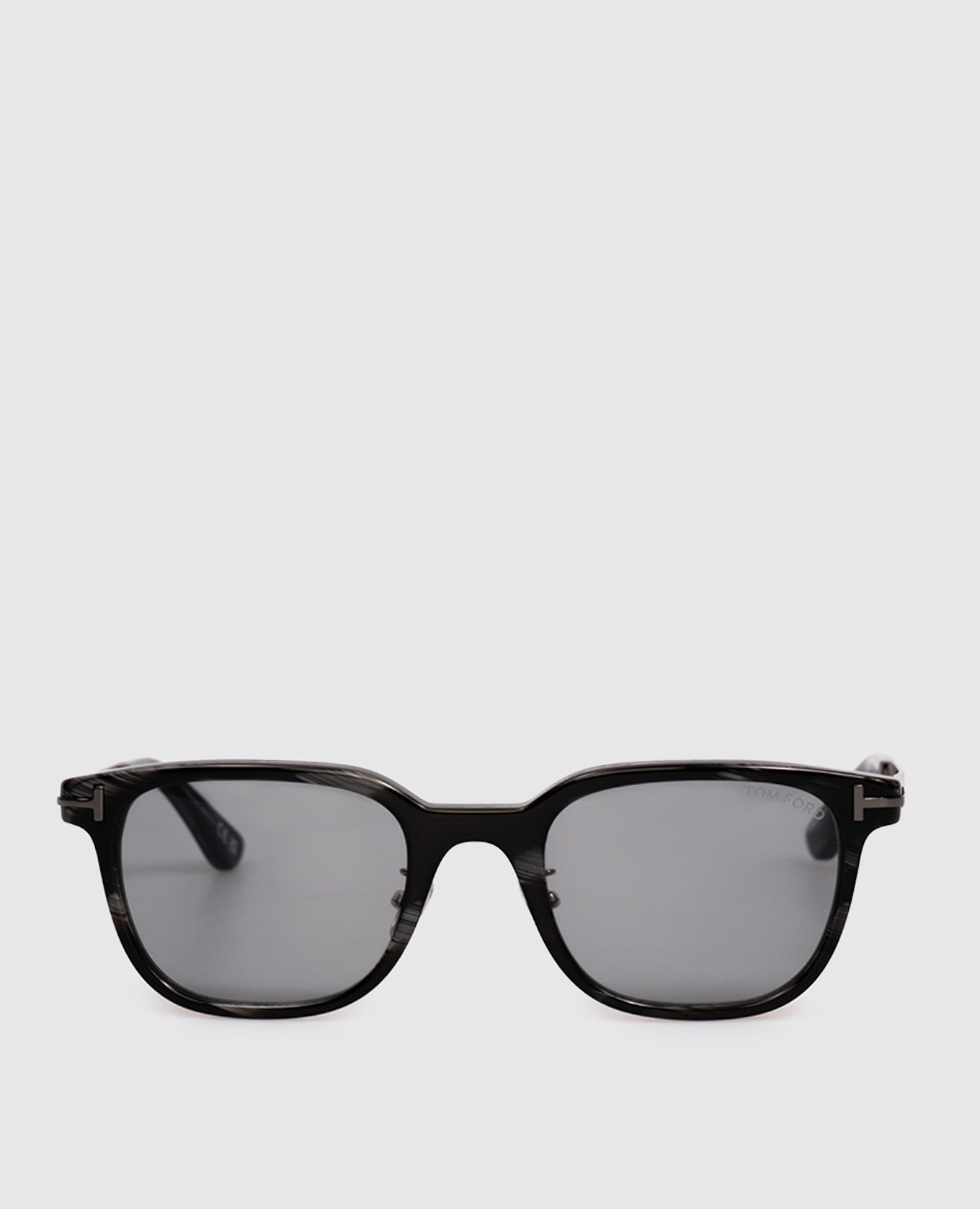 

Black sunglasses with logo engraving Tom Ford Marcolin