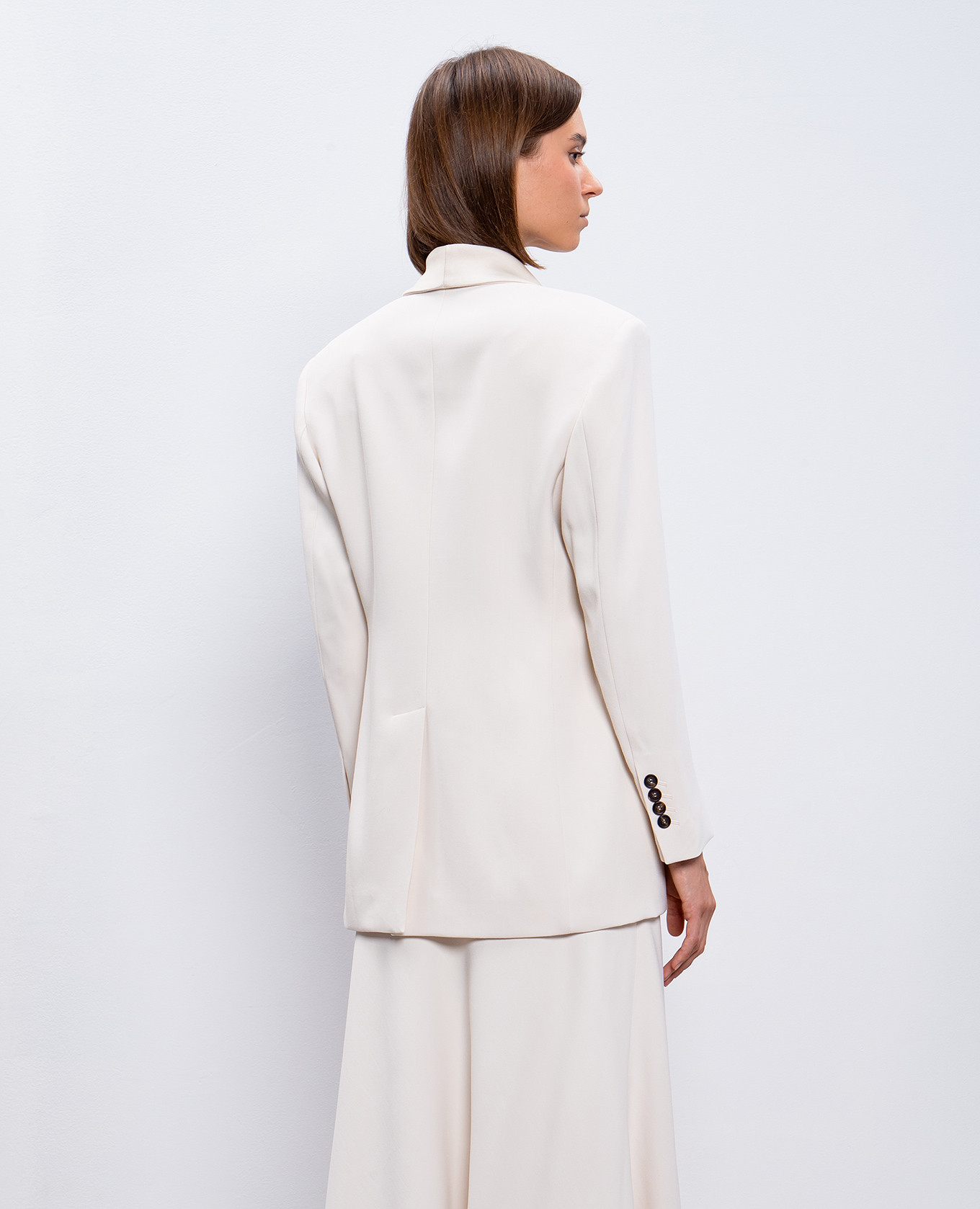 Beige double-breasted jacket with monil chain Brunello Cucinelli 4