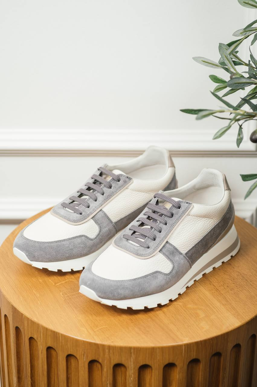 

White leather sneakers with logo emblem Brunello Cucinelli