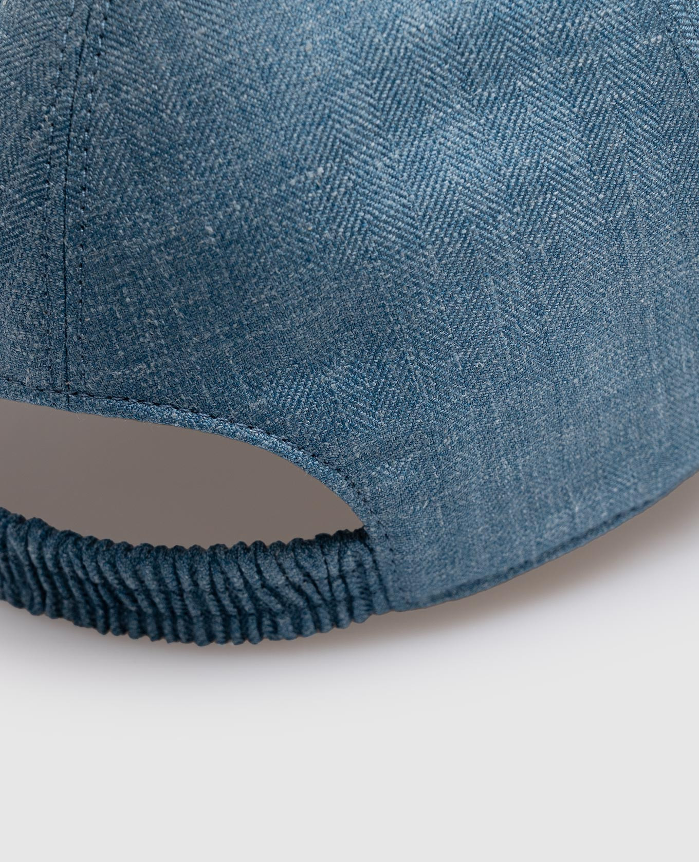 

Blue cap made of wool, silk and linen Enrico Mandelli, Light blue