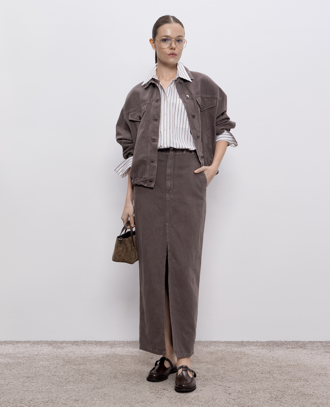 

Grey Chino Denim Skirt with Leather Logo Patch Brunello Cucinelli