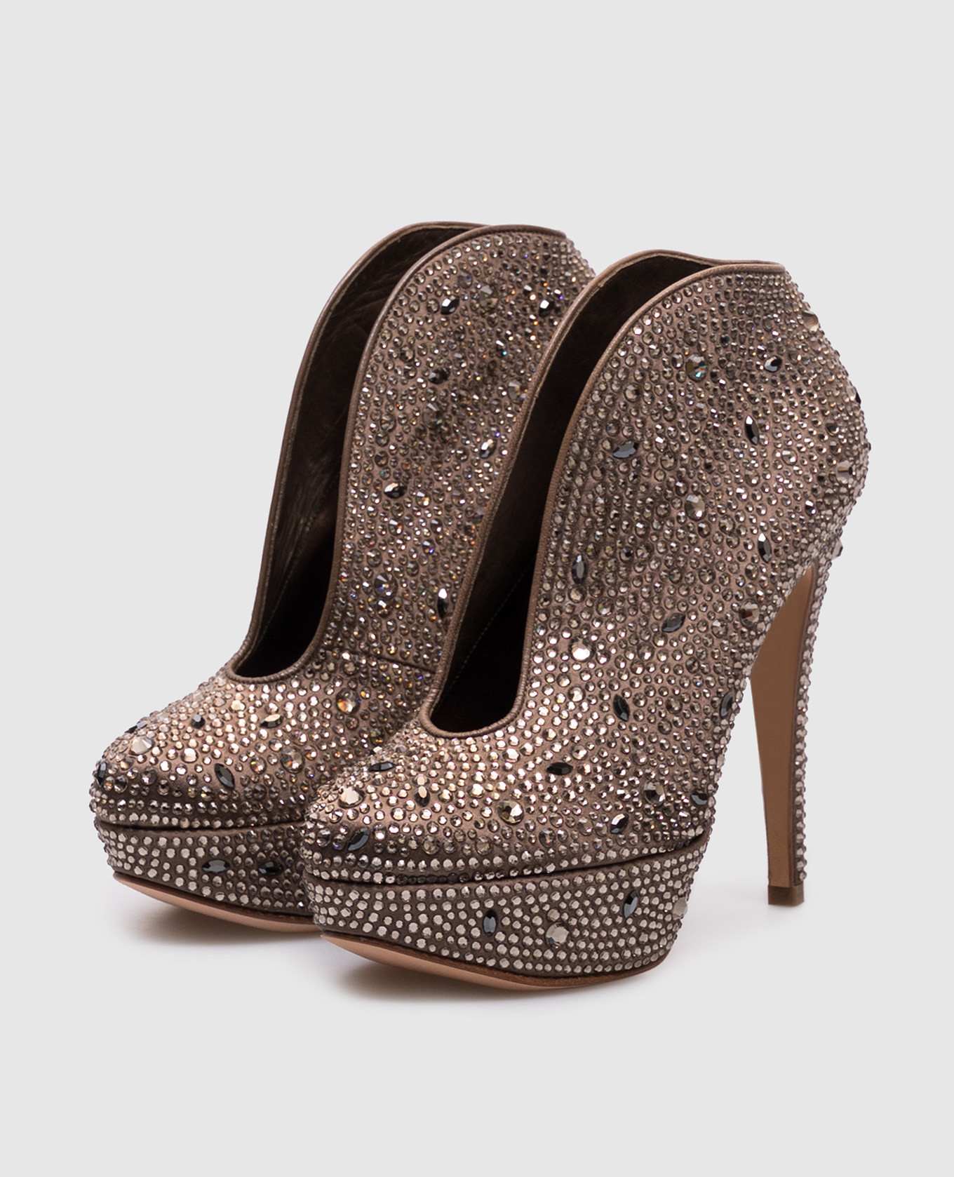 

Brown shoes with crystals Gina