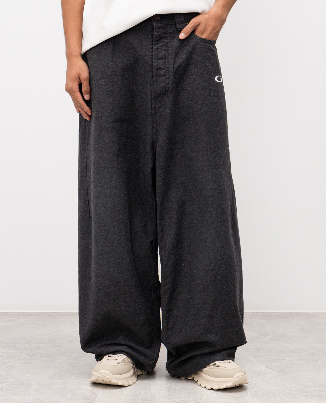 Grey Trompe L'Oeil jeans Balenciaga 3