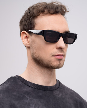 Balenciaga Black sunglasses with contrast logo 812869T0039