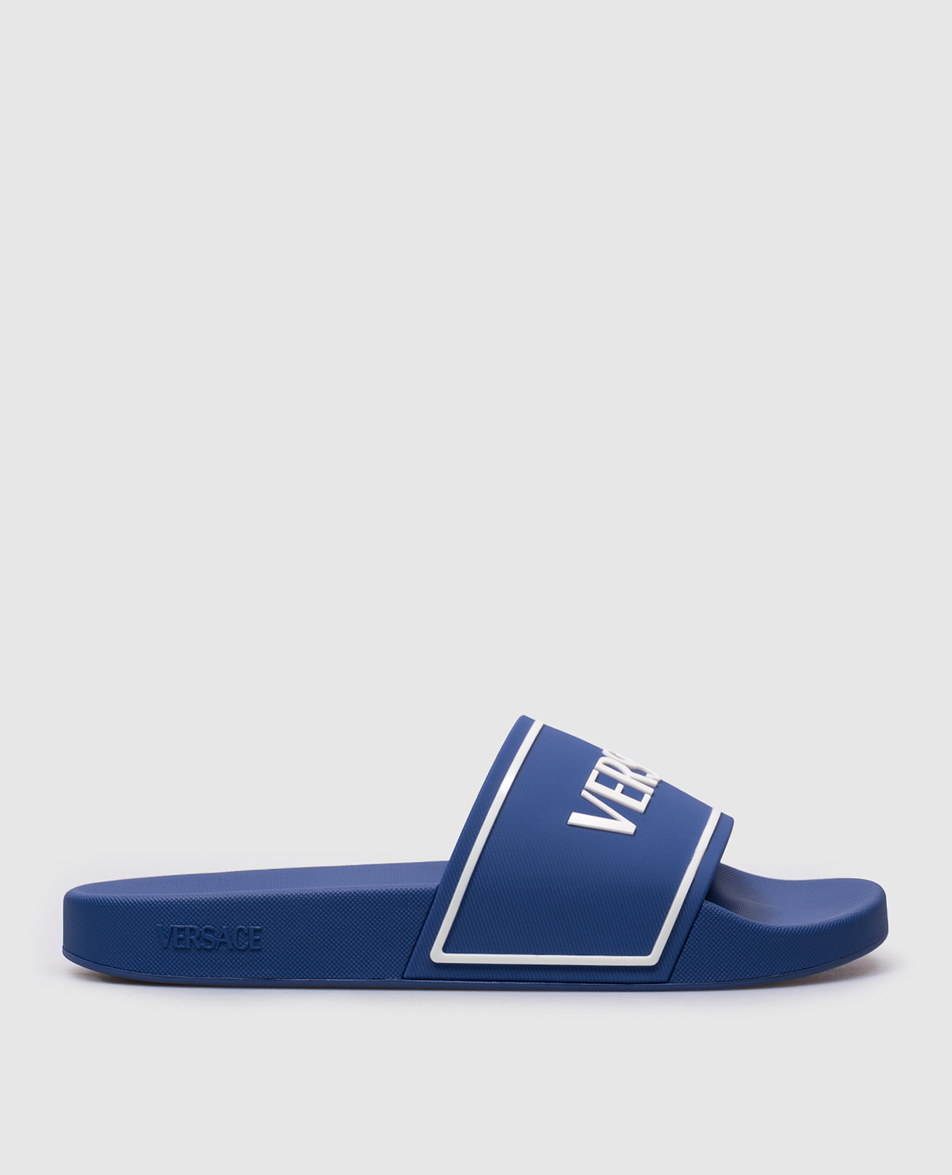 Blue sliders with textured logo Versace