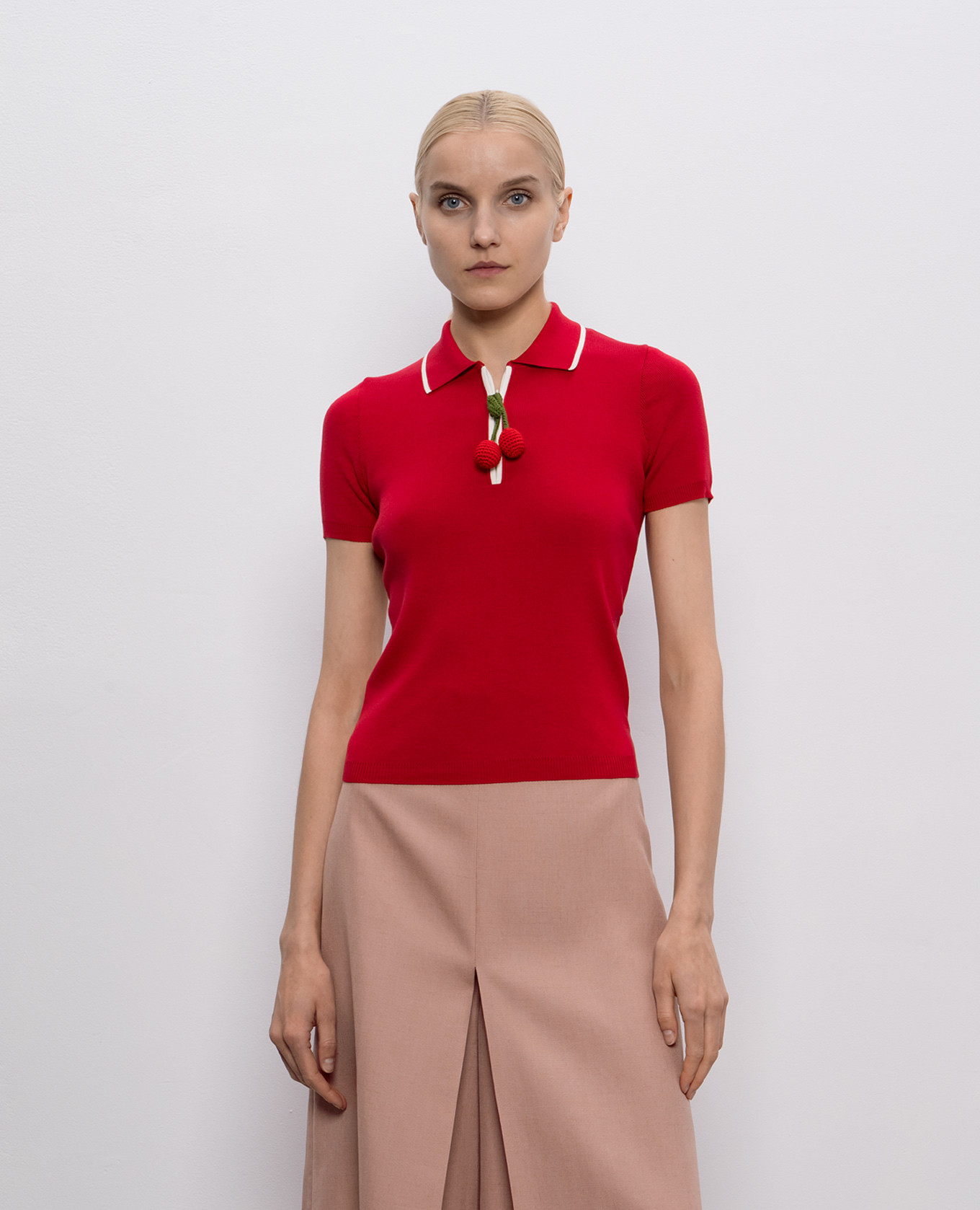 

Red polo Valentino