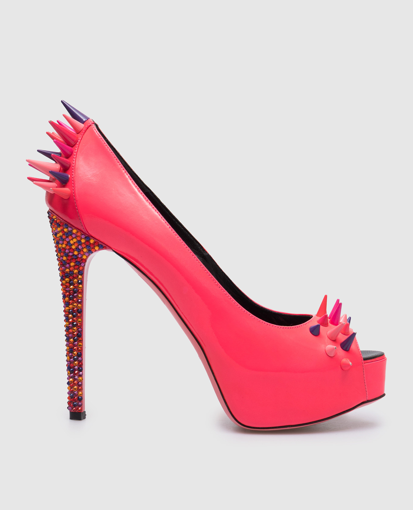 

Pink leather shoes with spikes Ruthie Davis