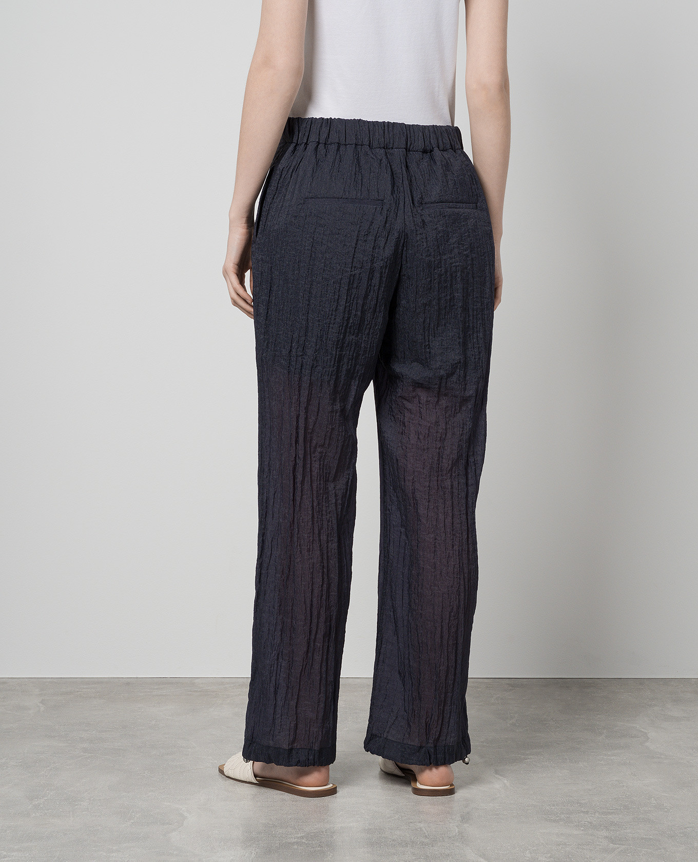 Blue pants with a reaper effect Peserico 4