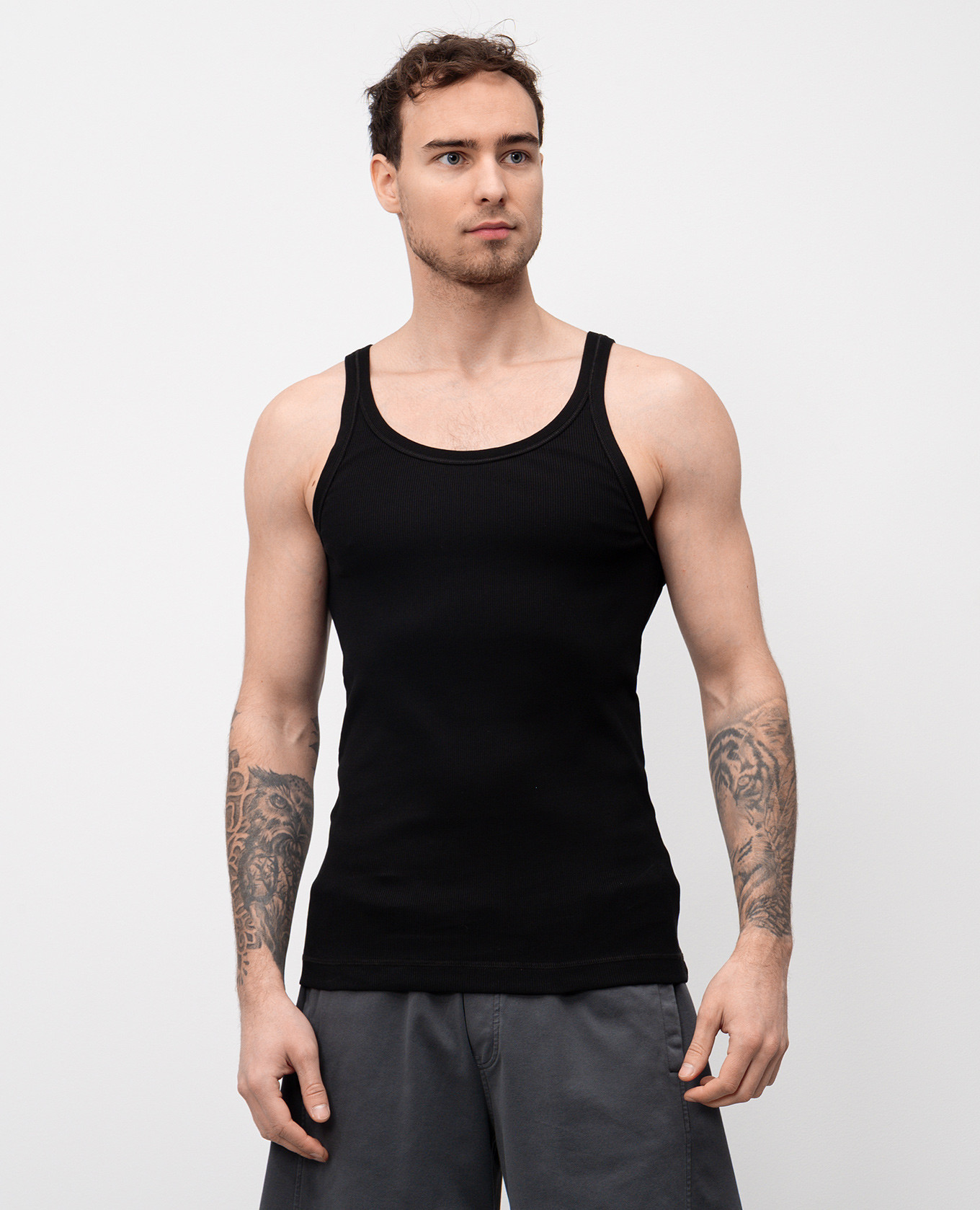Black ribbed T-shirt with logo patch Dolce&Gabbana 3
