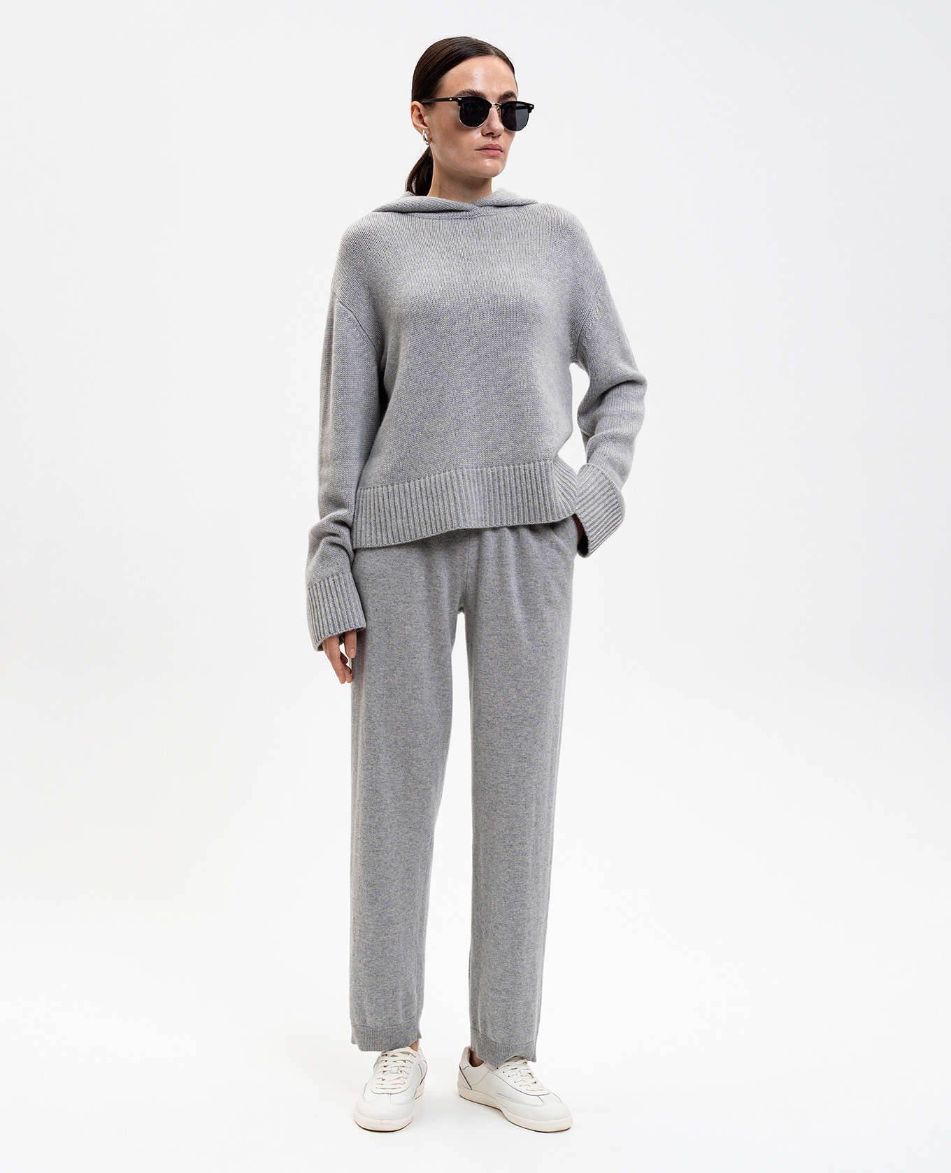 

Symone grey cashmere pants LISA YANG