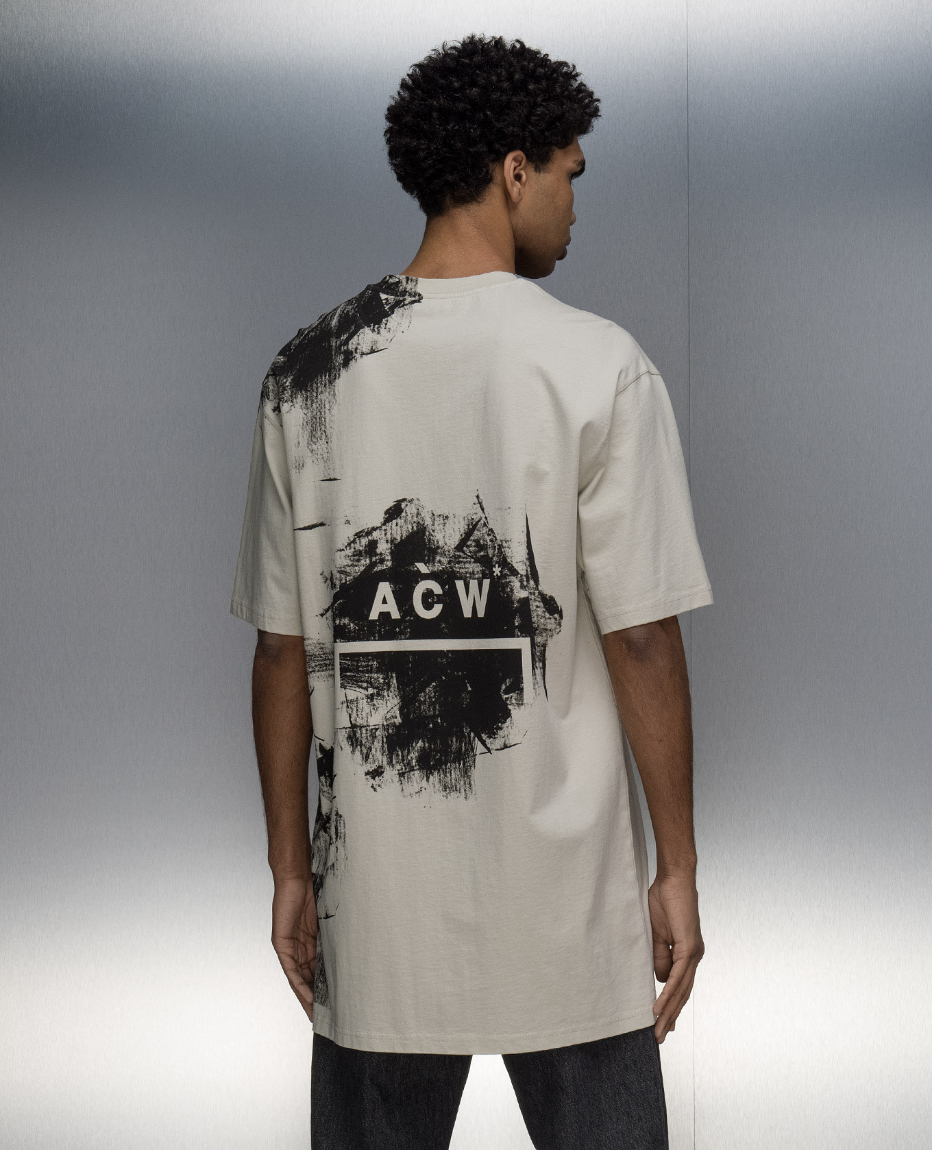 

Beige t-shirt with an abstract print A Cold Wall