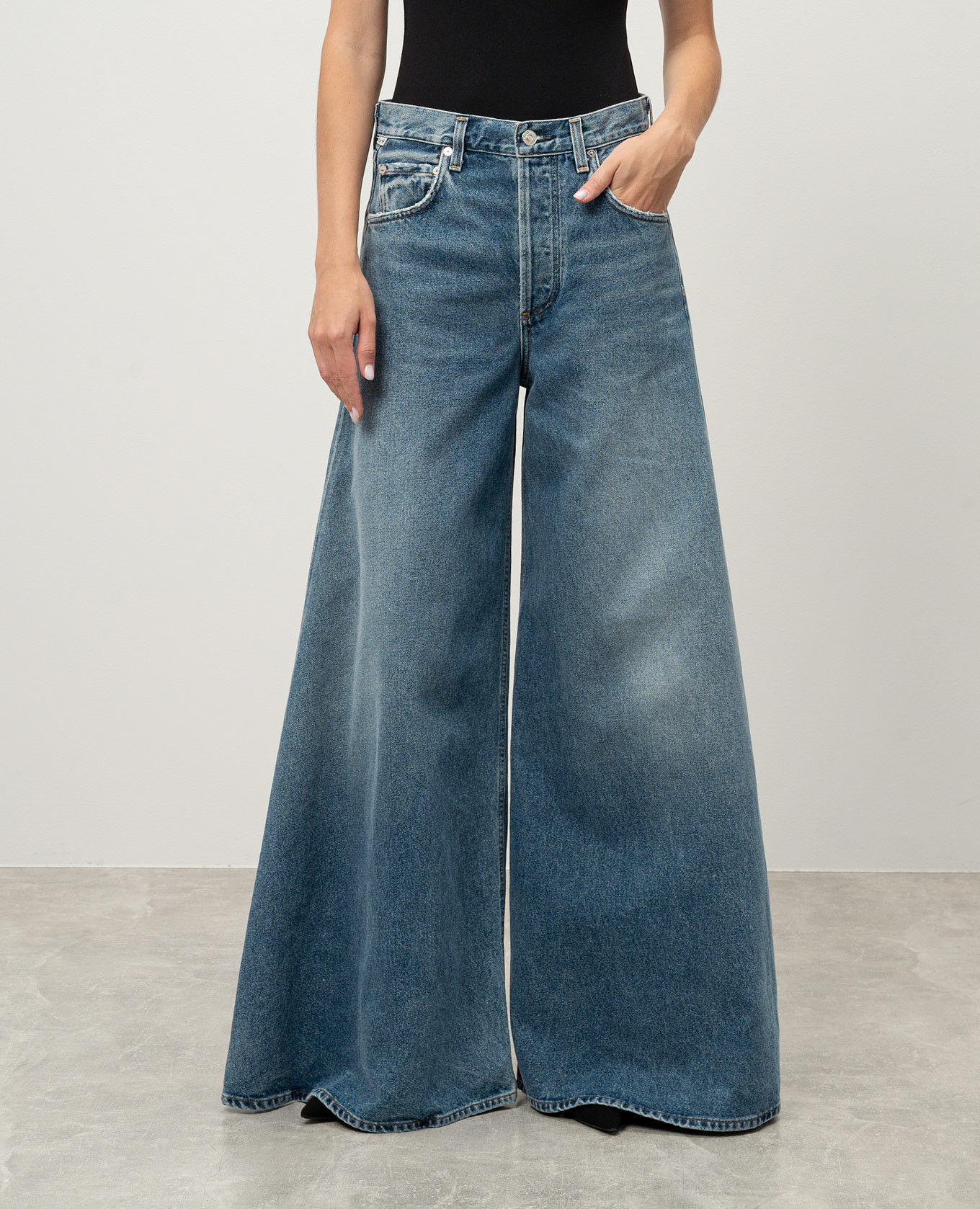 

AMARI blue distressed palazzo jeans CITIZENS OF HUMANITY