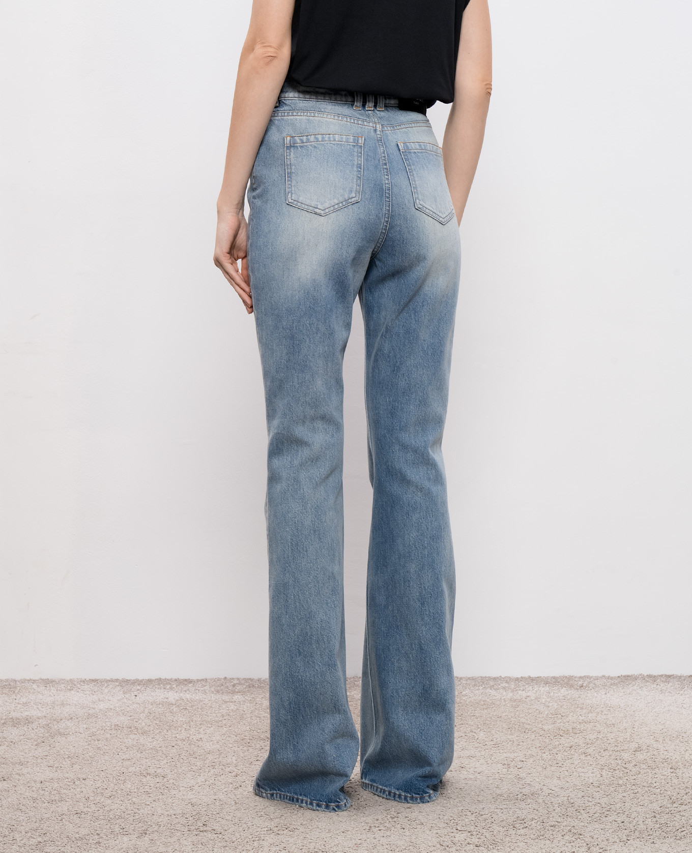 

Blue flared jeans with a frayed effect Balmain, Light blue