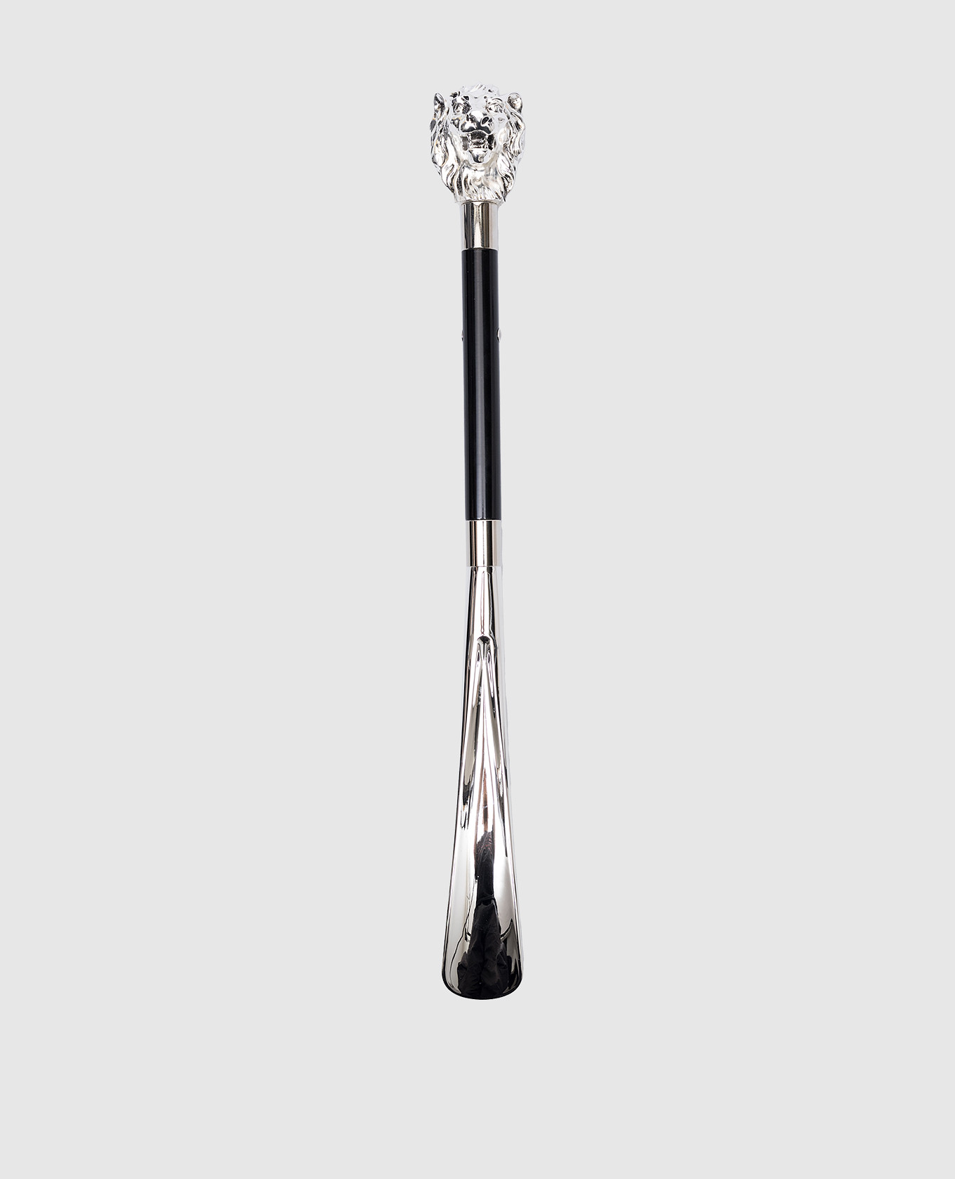 

Silver shoehorn with a handle in the form of a lion's head Pasotti