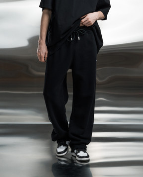 Off-White Black sweatpants with Bandana Arrow embroidery OMCH054S24FLE002