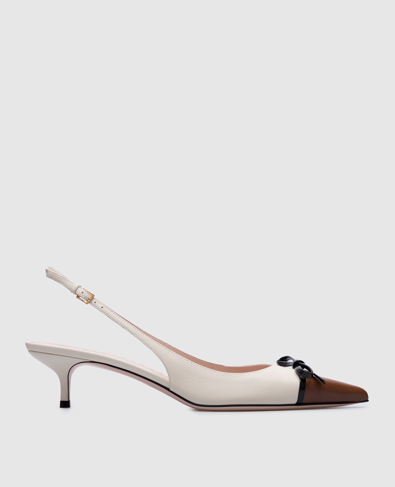 

Beige leather sandals with metal VLogo Signature logo emblem Valentino