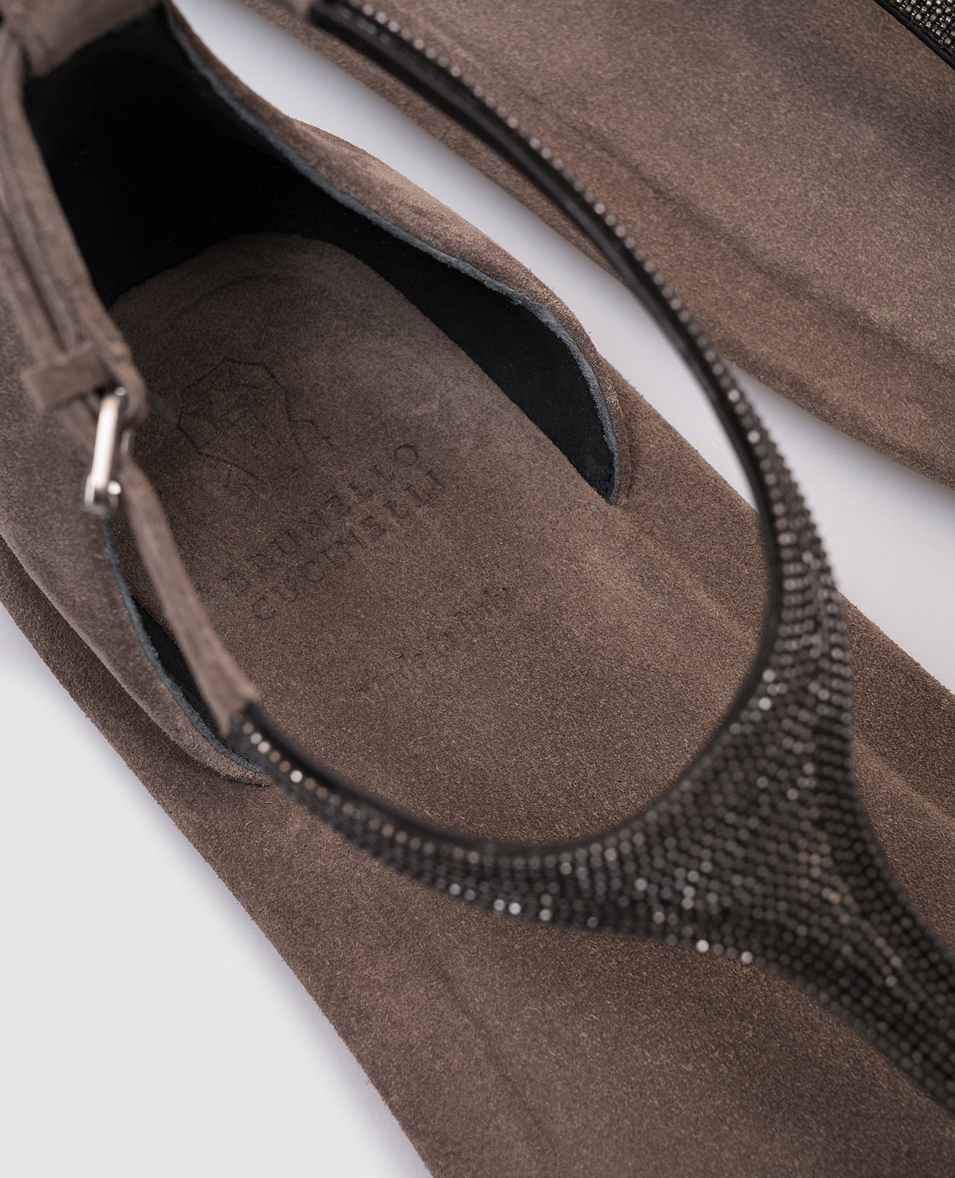 Gray suede sandals with monil chain Brunello Cucinelli 5