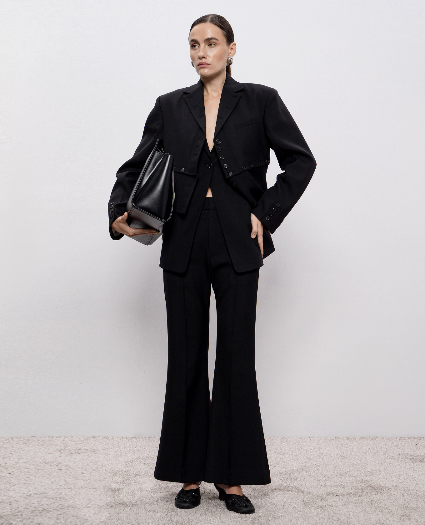 

Black flared pants with wool Rokh