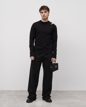 Heliot Emil Pleistos black long sleeve shirt with a figure-hugging neckline M09135