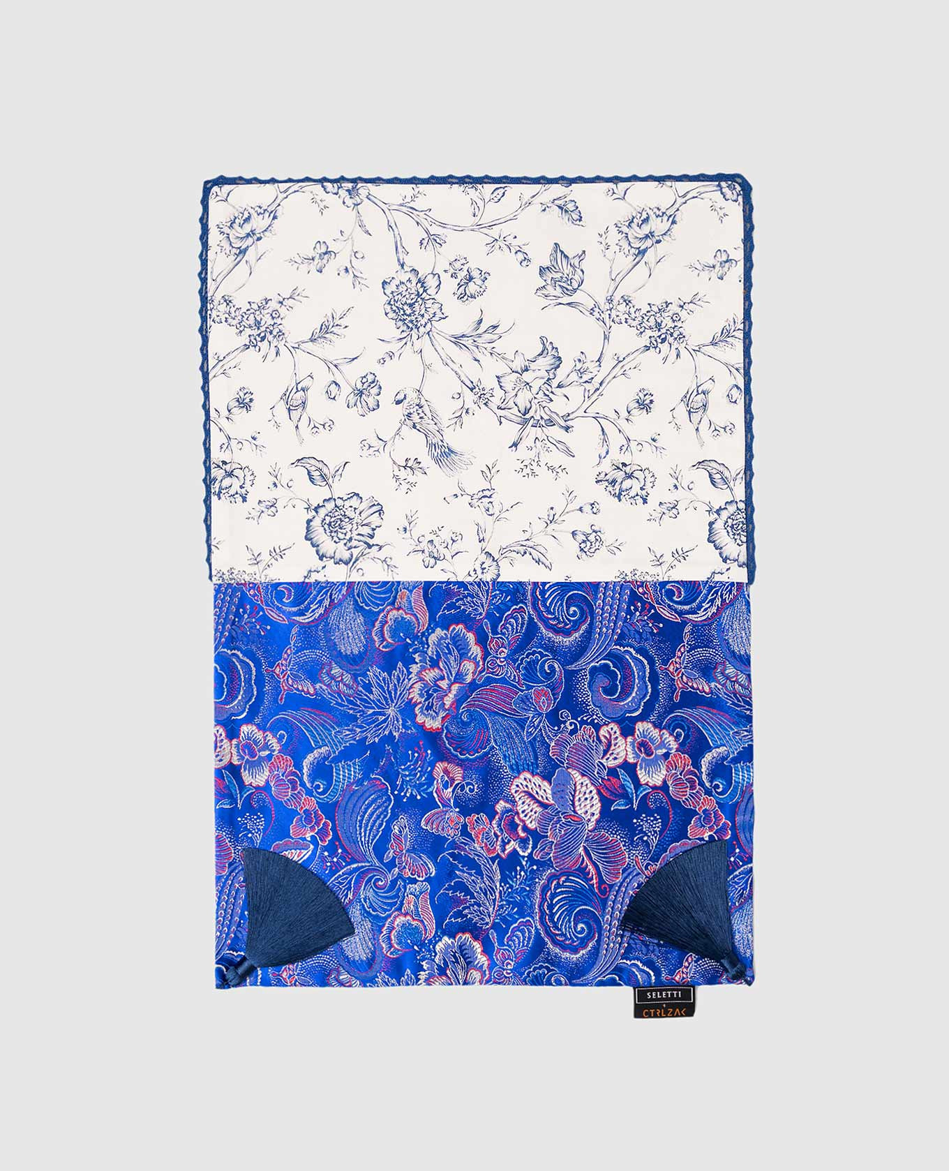 Blue serving napkin with floral embroidery print SELETTI
